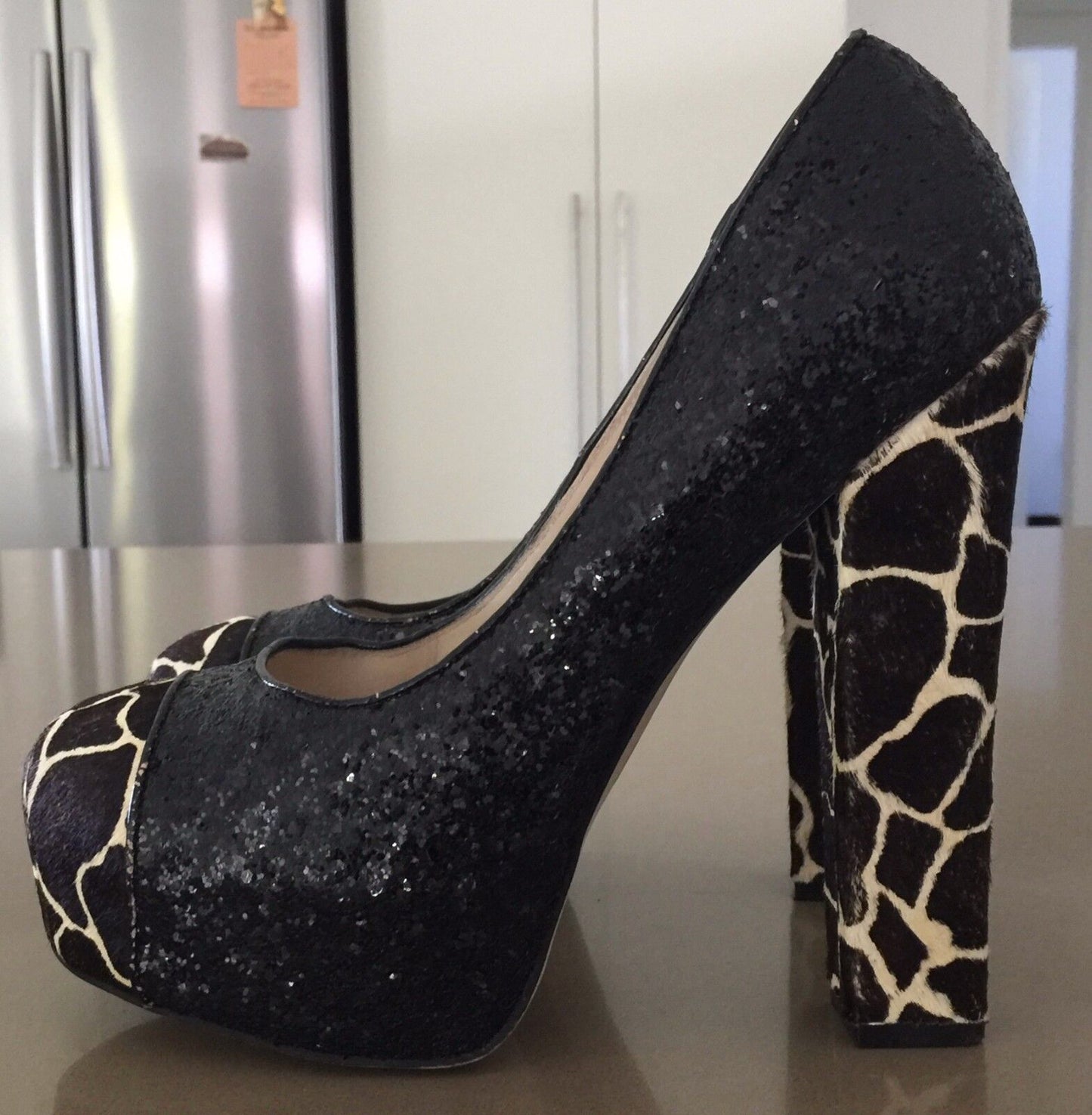 WITTNER "Suffix" Shoes Black Glitter & Giraffe Hair on Hide Pumps Ladies Size 41