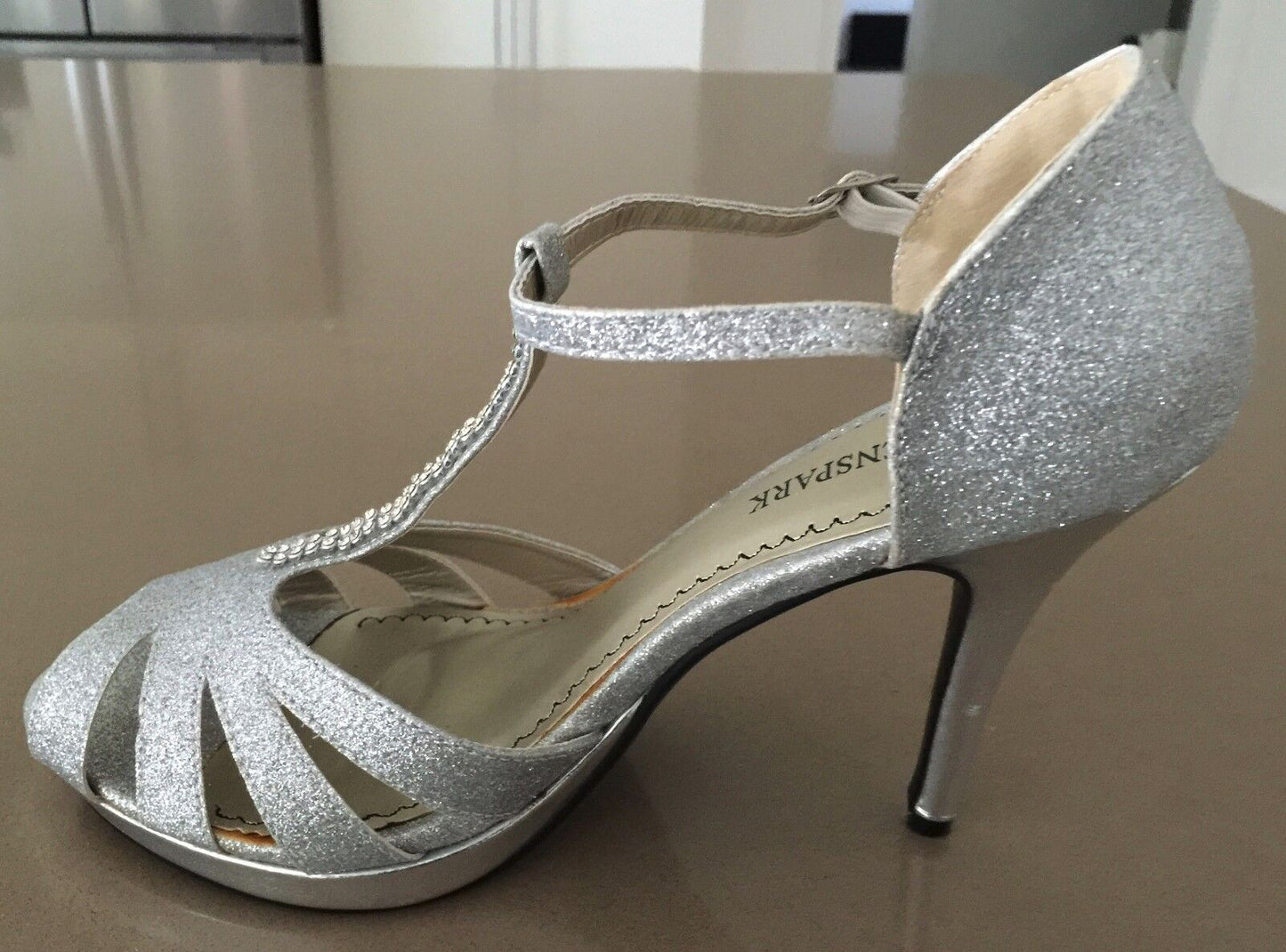 QUEENSPARK Shoes Glitzy T-bar Silver Open Toe Stiletto Heels Pumps Size 9 NEW