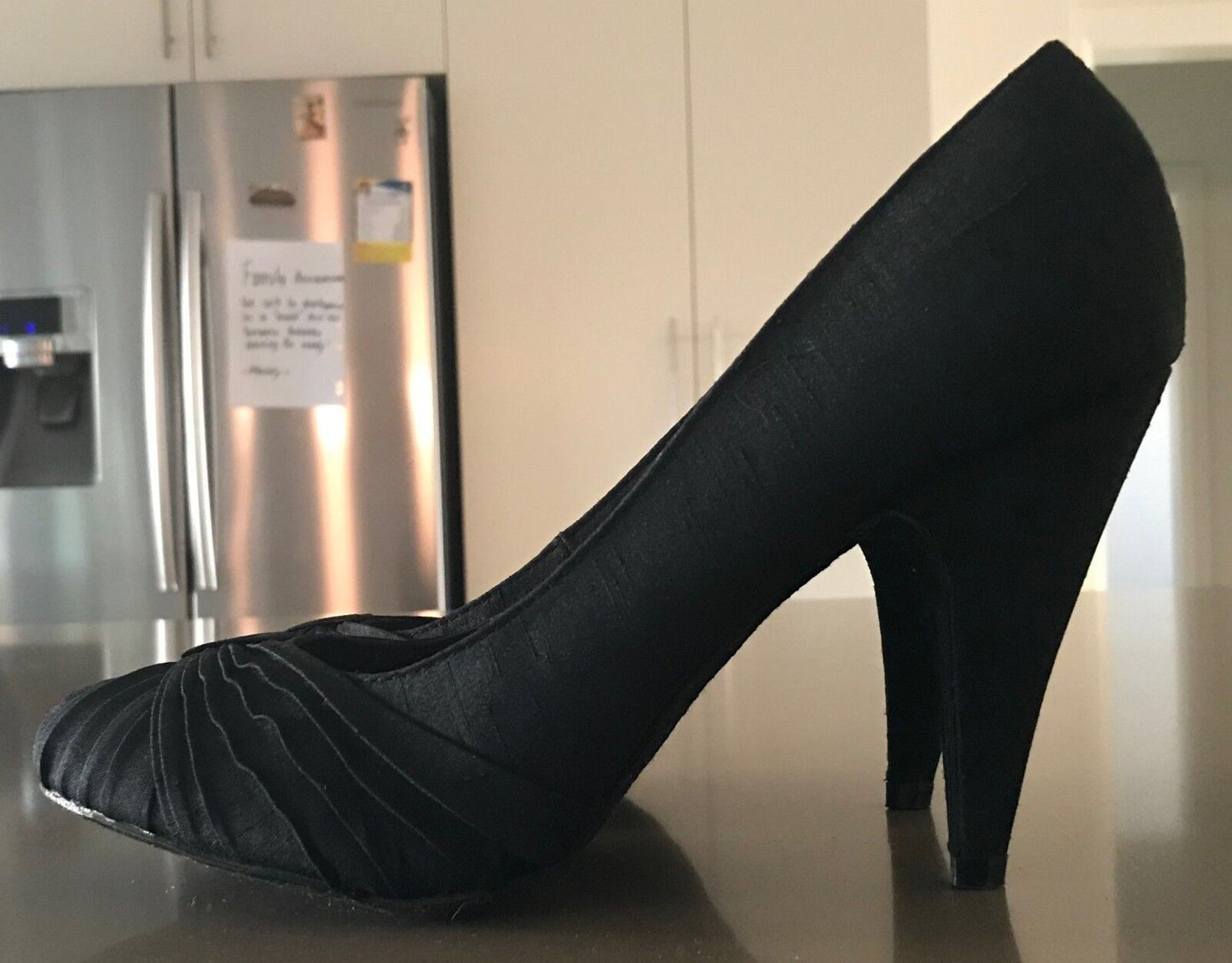 ROCKET DOG High Heel Pumps Black Fabric Upper Shoes Ladies Size 8.5M Stiletto