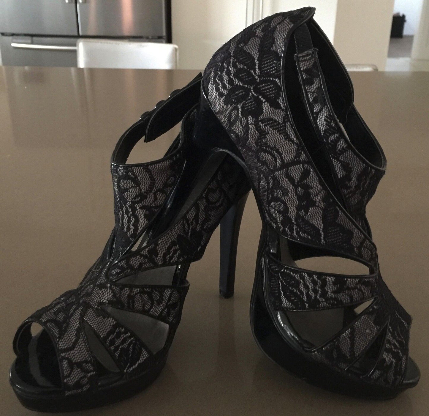 WILDFIRE Black Lace Platform Open Toe Stiletto Heels Shoes Pumps Size 8 NEW
