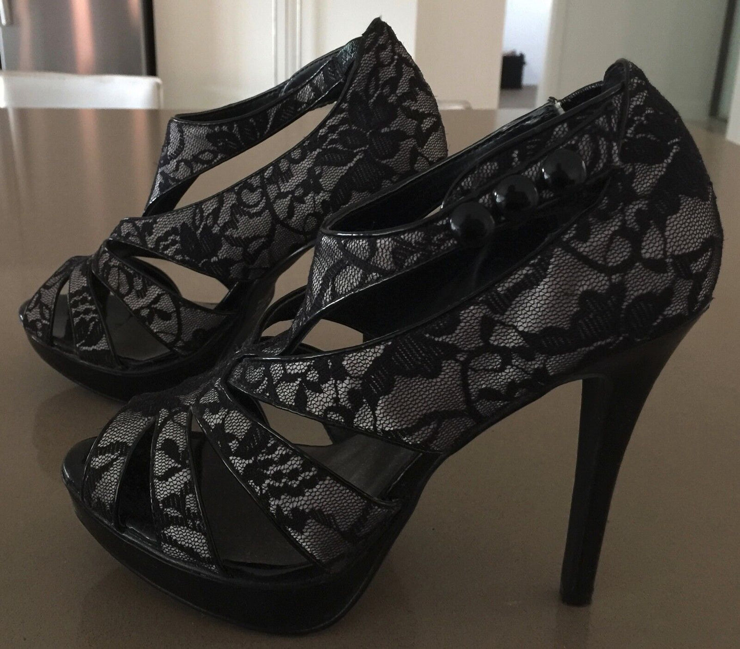 WILDFIRE Black Lace Platform Open Toe Stiletto Heels Shoes Pumps Size 8 NEW