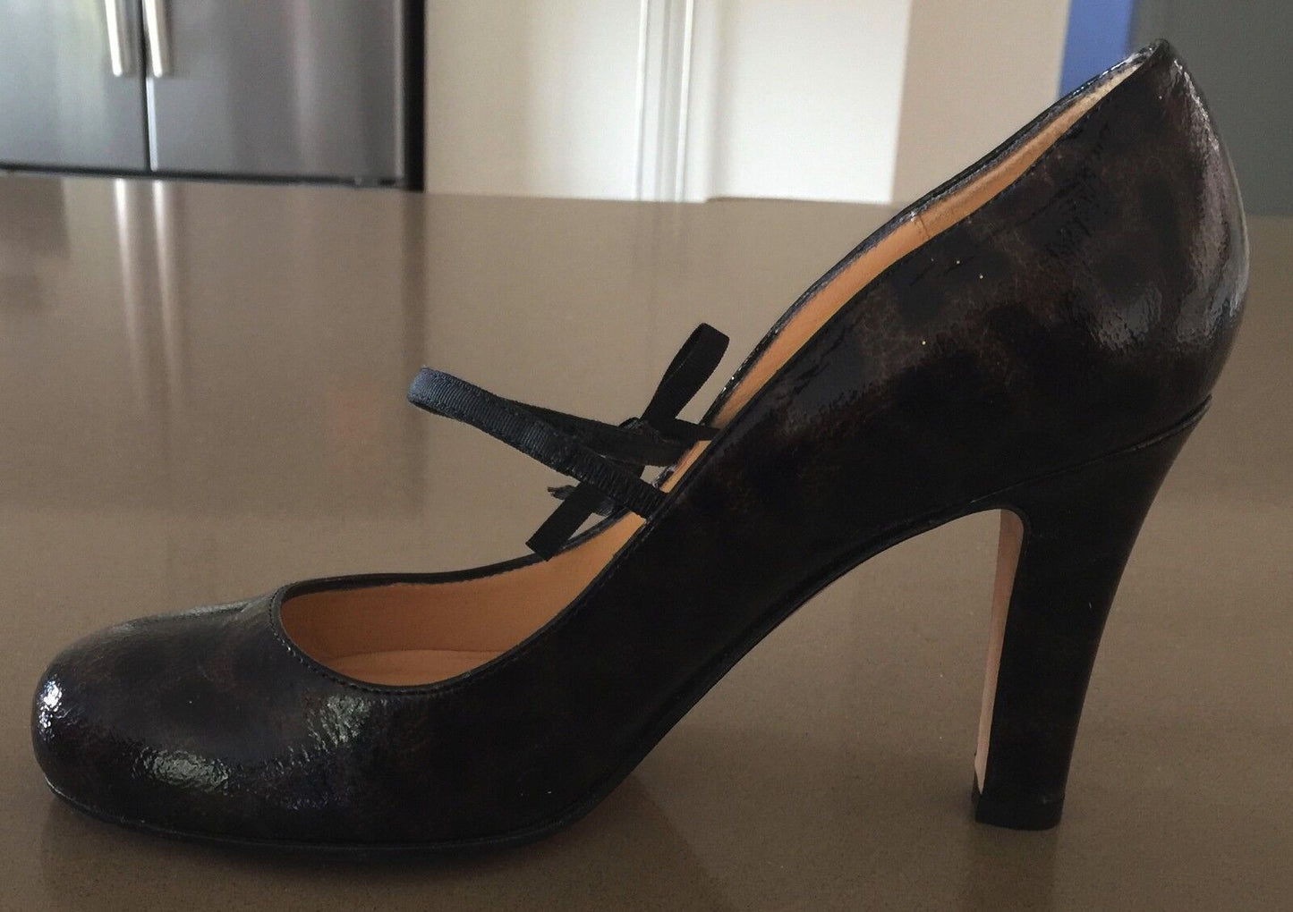 KATE SPADE NEW YORK "Lively" Dark Brown & Black Patent Leather Pumps Shoe Size7B