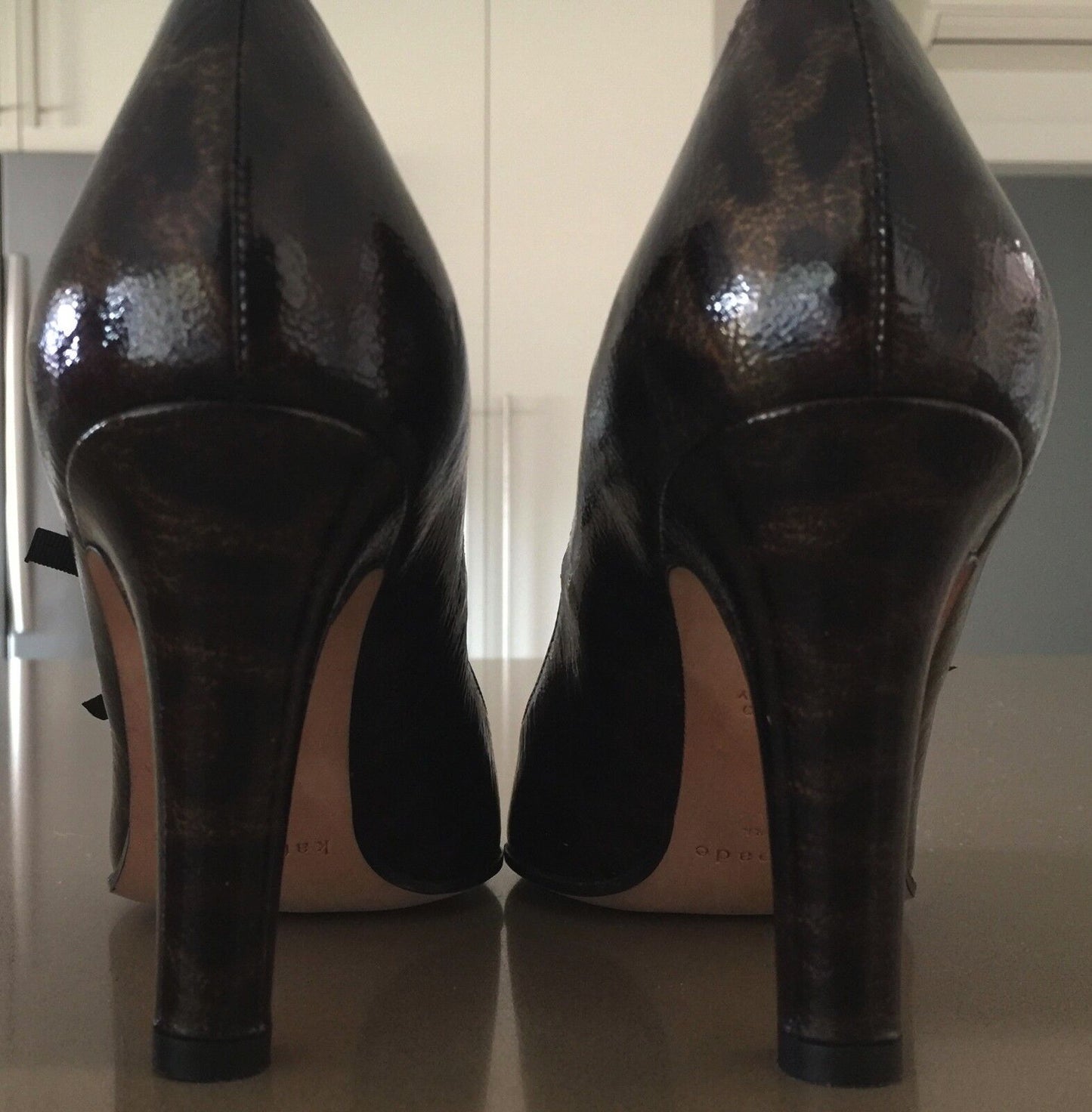 KATE SPADE NEW YORK "Lively" Dark Brown & Black Patent Leather Pumps Shoe Size7B