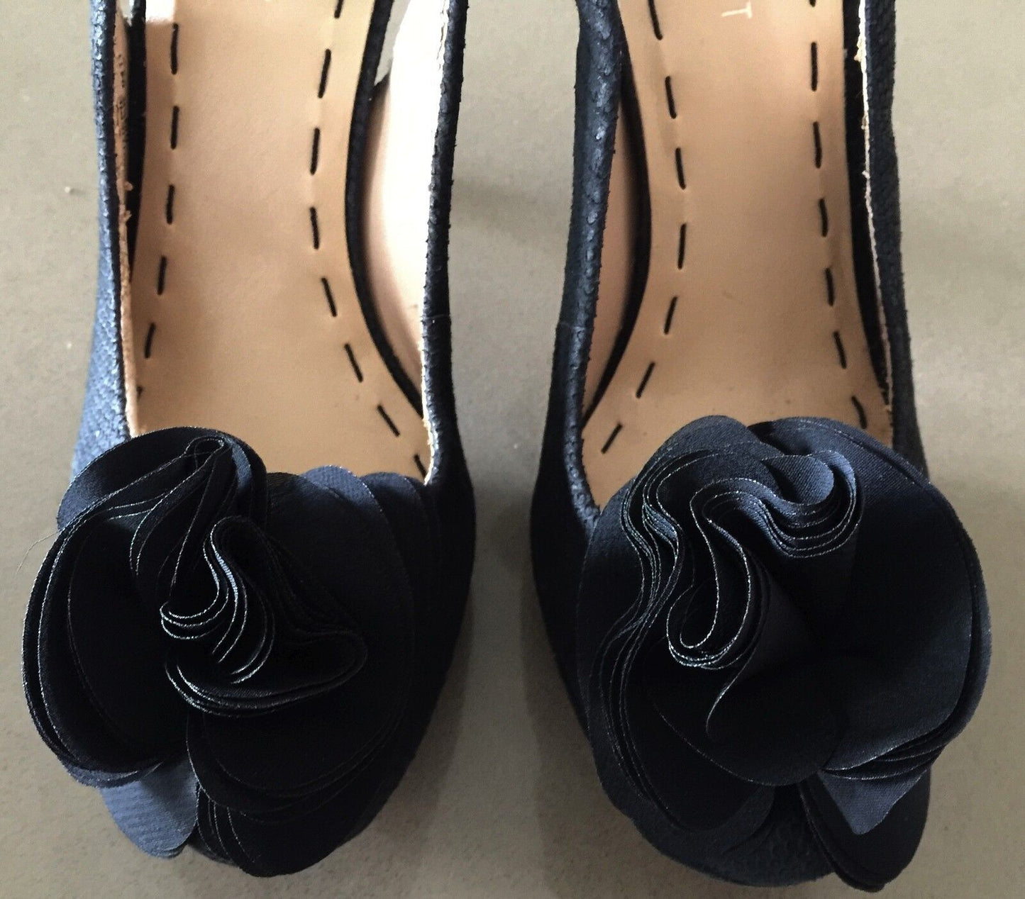 NINE WEST "Qutiepie" Sling Back Shoes Black Snake Print Leather Pumps Size 6M