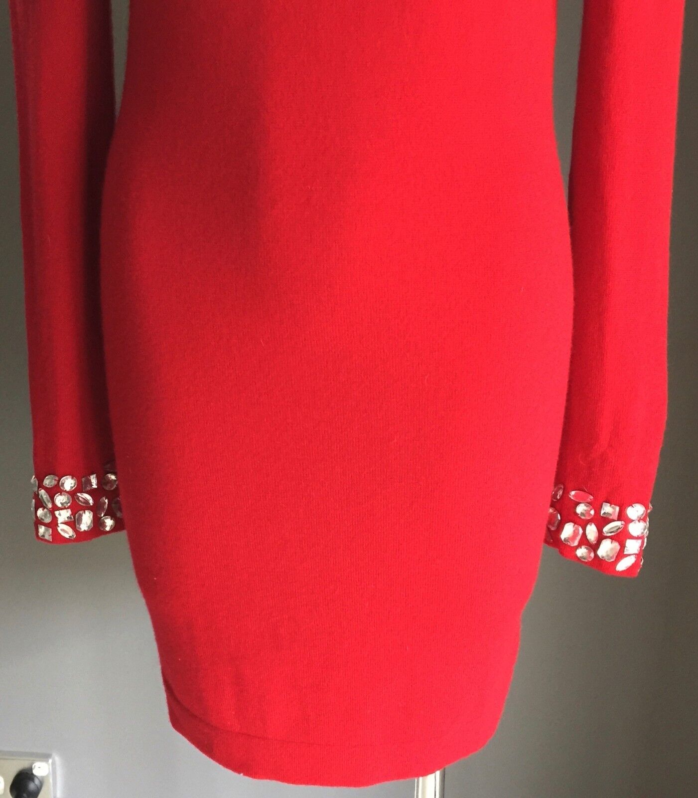 MODA INTERNATIONAL Red Knit Fitted Dress Crystals on Sleeves Size S 10 Vintage