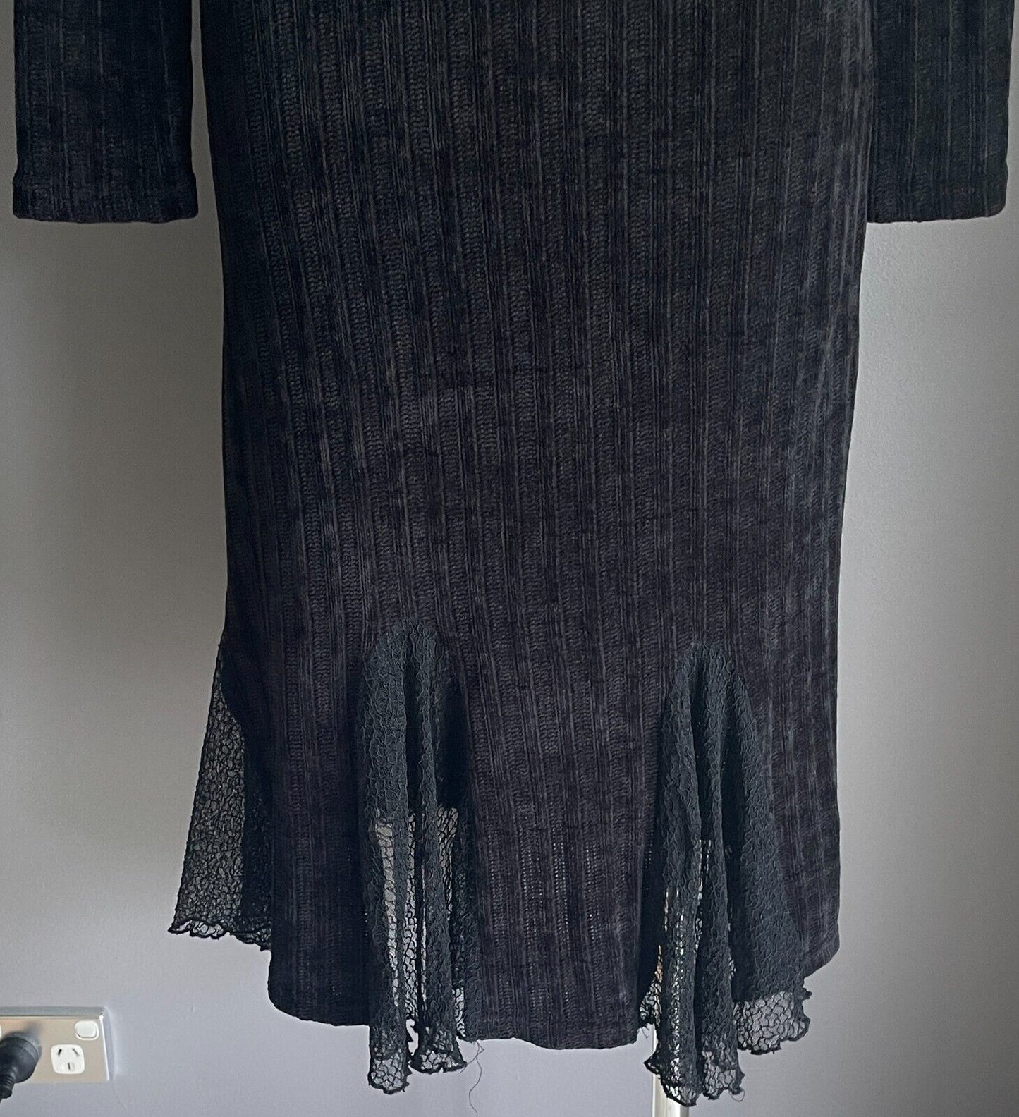 BLACK Stretch Knit Pencil Dress Roll Neck Long Sleeve Lace Hem Insert Sz 10 NEW