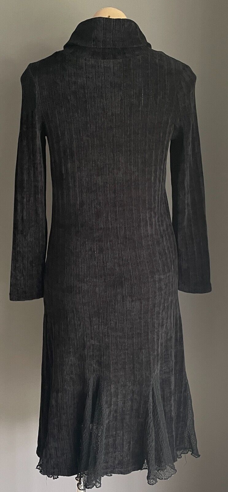 BLACK Stretch Knit Pencil Dress Roll Neck Long Sleeve Lace Hem Insert Sz 10 NEW