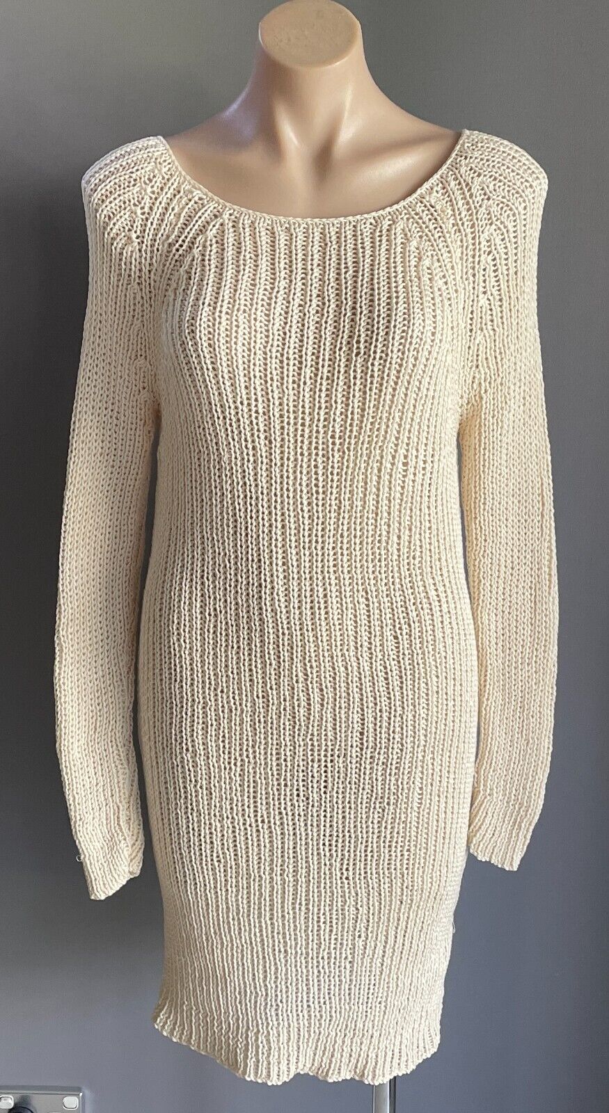 DANIELLE CHIEL Knit Dress Cream Hand  Long Sleeves Size 10 12 Luxury Brand Rare