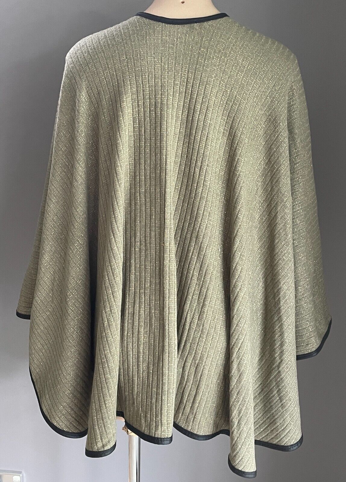 TRES BELLE Poncho Cape Khaki Gold Thread Cape Ribbed Fabric Black Piping 10 - 16