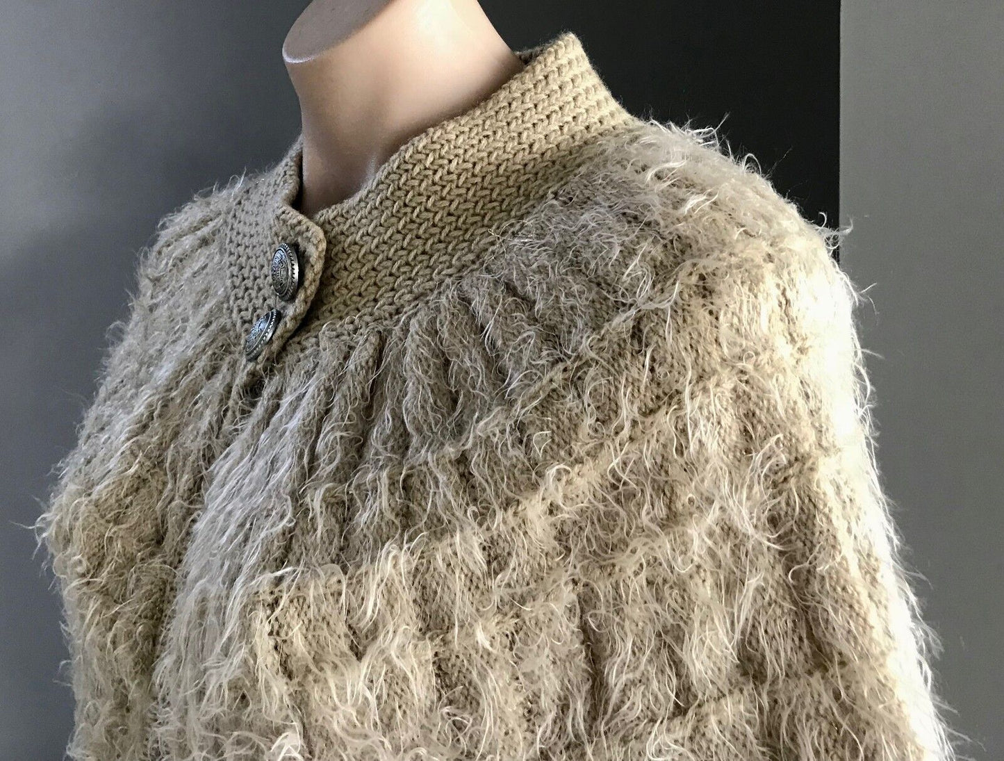 SES Knit Shrug Cardigan Beige & Gold Thread "Fluffy" Cape Poncho Cardigan Sz10