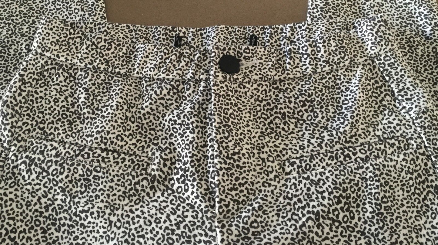 JEGGINGS Black & White Animal Print Stretch Leggings w zips Ladies Size 6 - 8