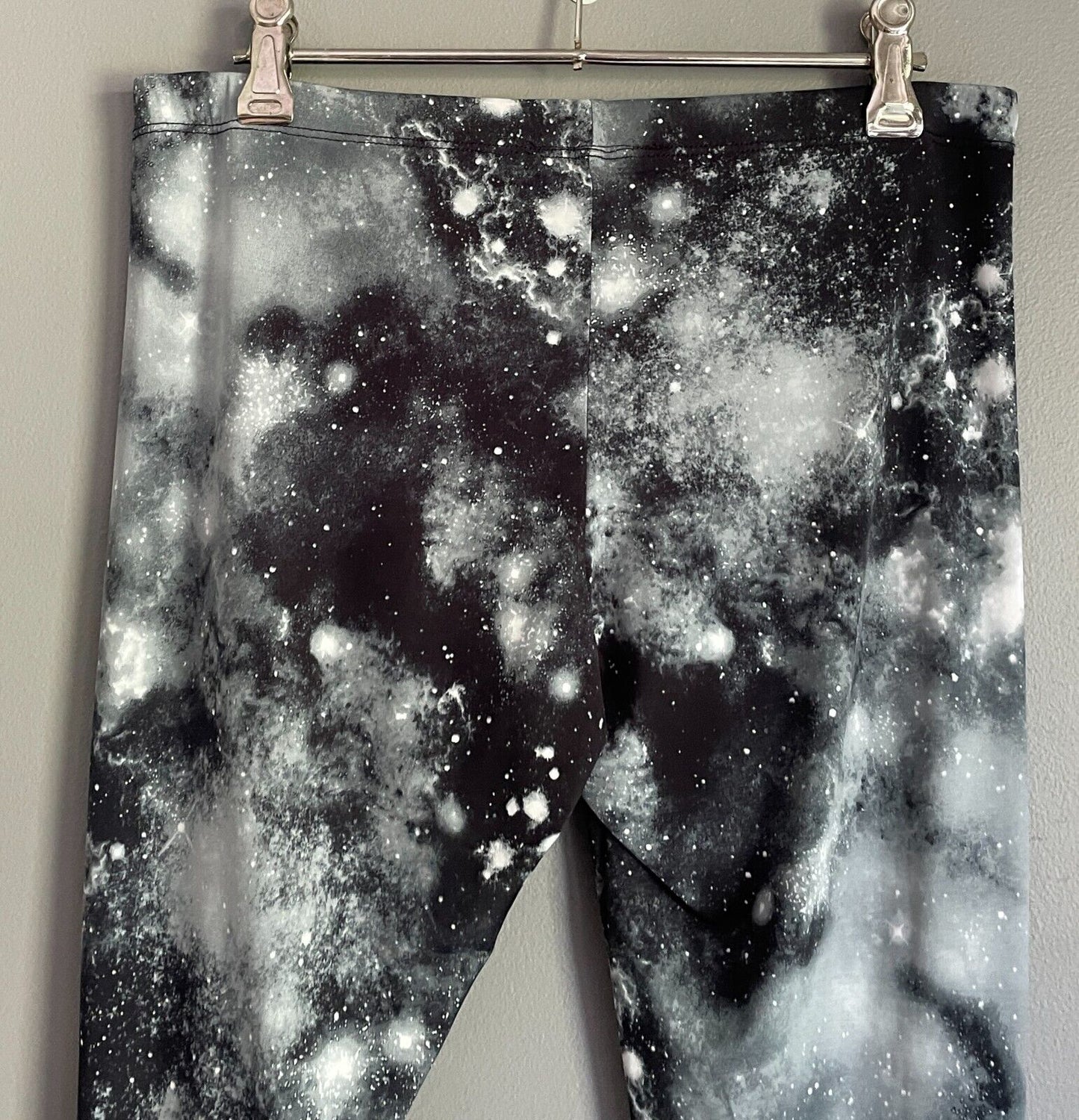 SEE YOU MONDAY Leggings Galaxy Black Grey White Stretch Size 12 Novelty Retro