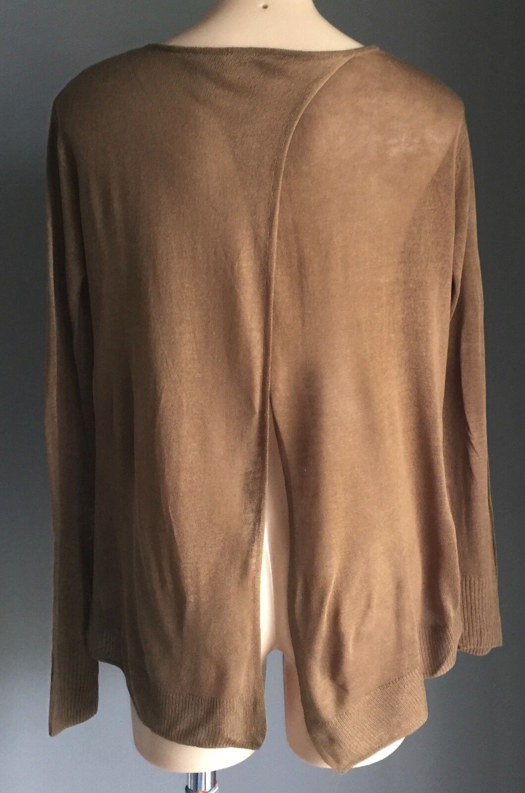 GLASSONS Jumper Brown Khaki Fine Knit Slit Back Long Sleeve Size XS 8 10 NEW