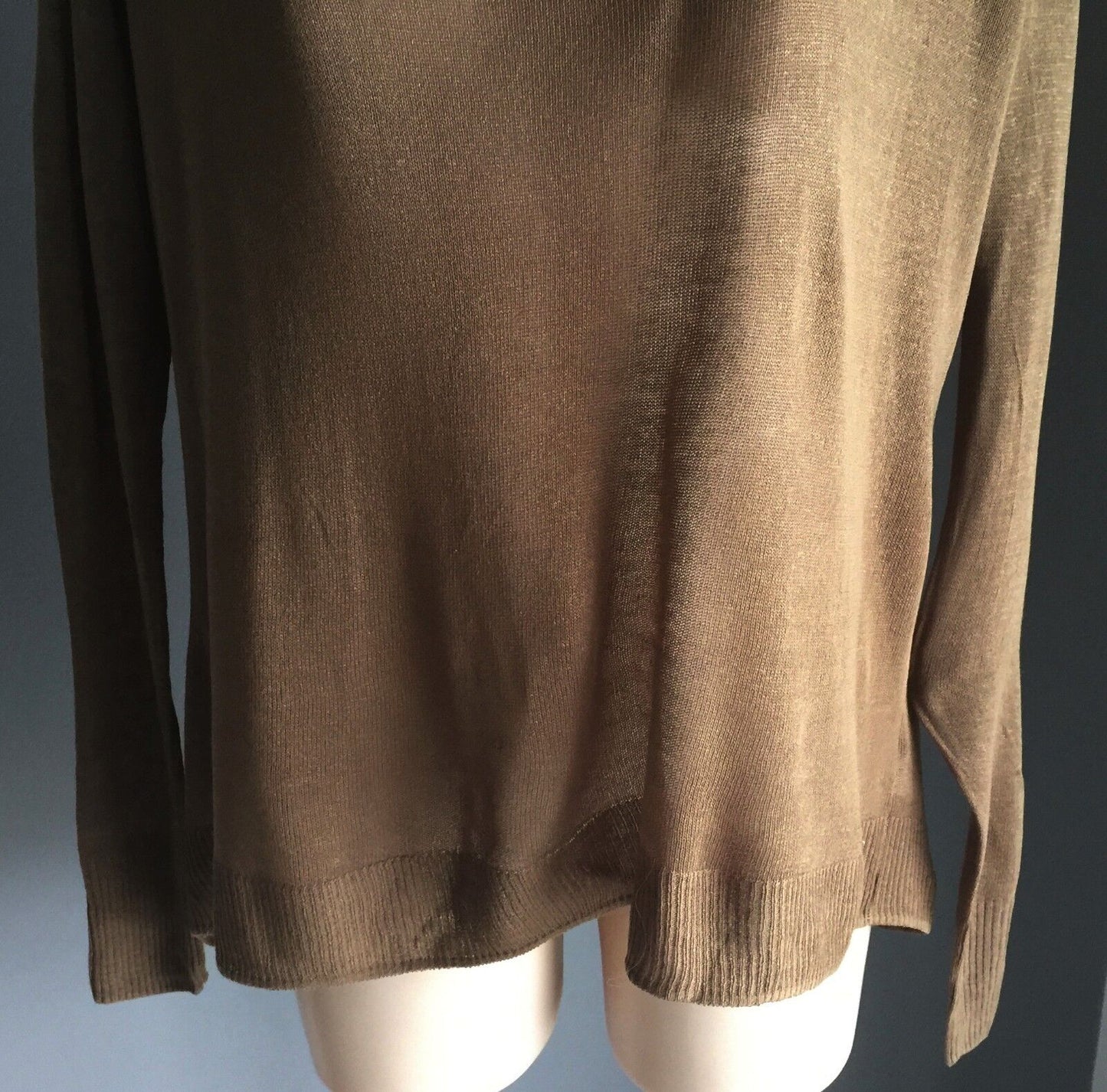 GLASSONS Jumper Brown Khaki Fine Knit Slit Back Long Sleeve Size XS 8 10 NEW