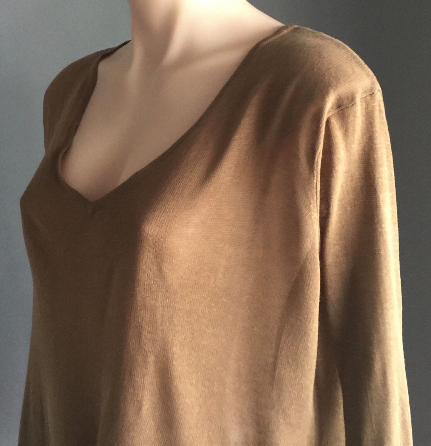 GLASSONS Jumper Brown Khaki Fine Knit Slit Back Long Sleeve Size XS 8 10 NEW