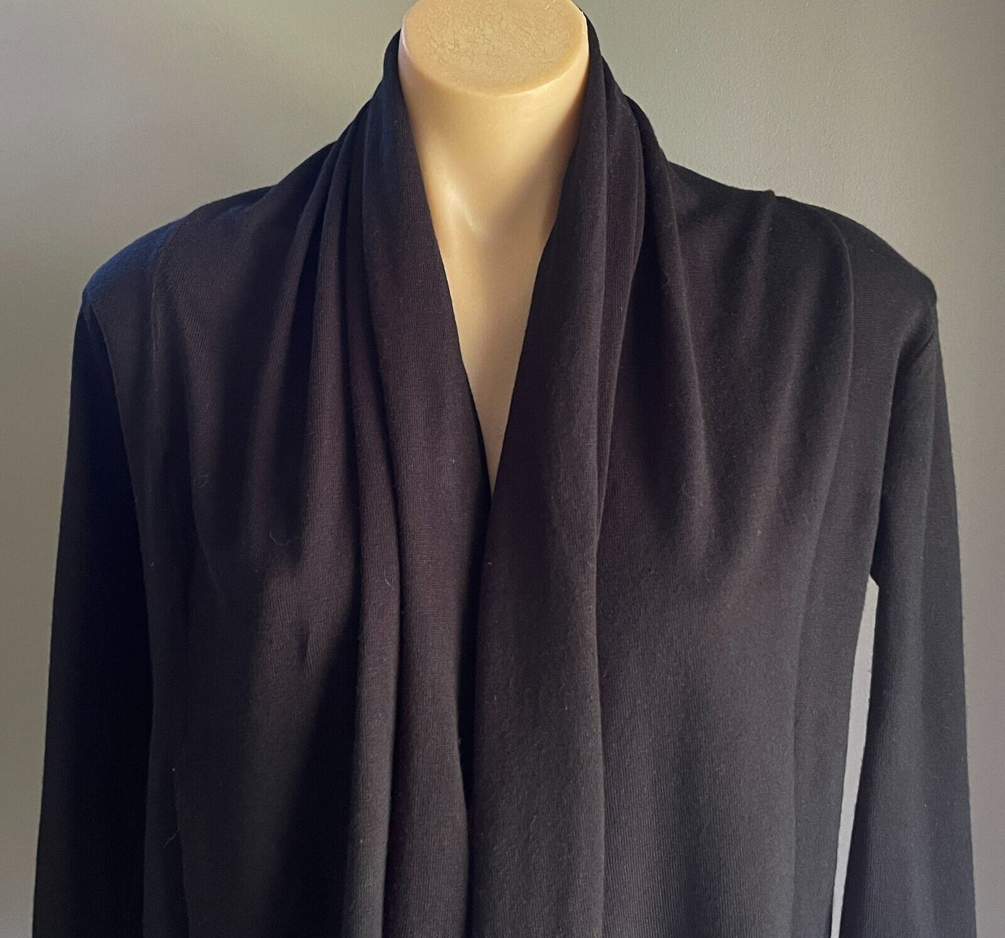 GLASSONS Black Waterfall Cardigan Knit Jacket Long Sleeve Size 10 Versatile NEW