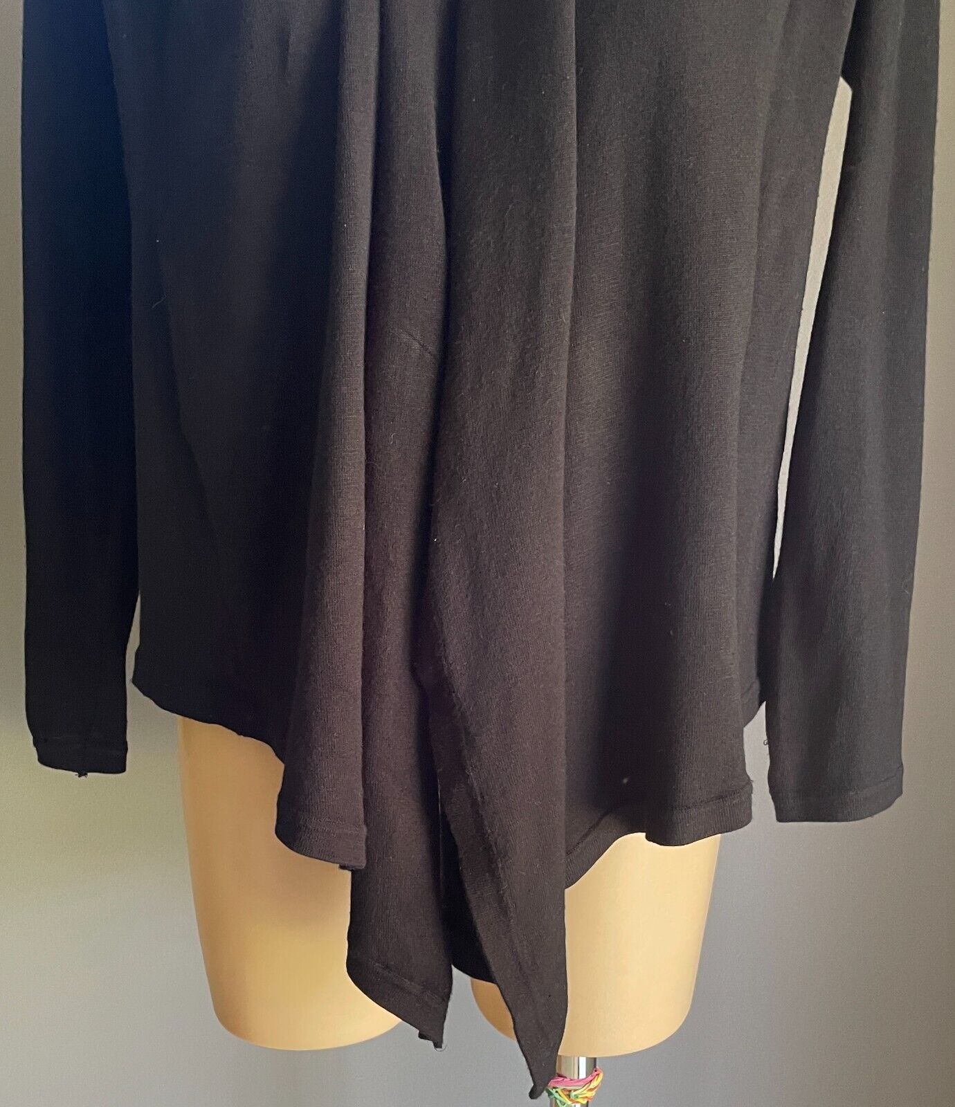 GLASSONS Black Waterfall Cardigan Knit Jacket Long Sleeve Size 10 Versatile NEW