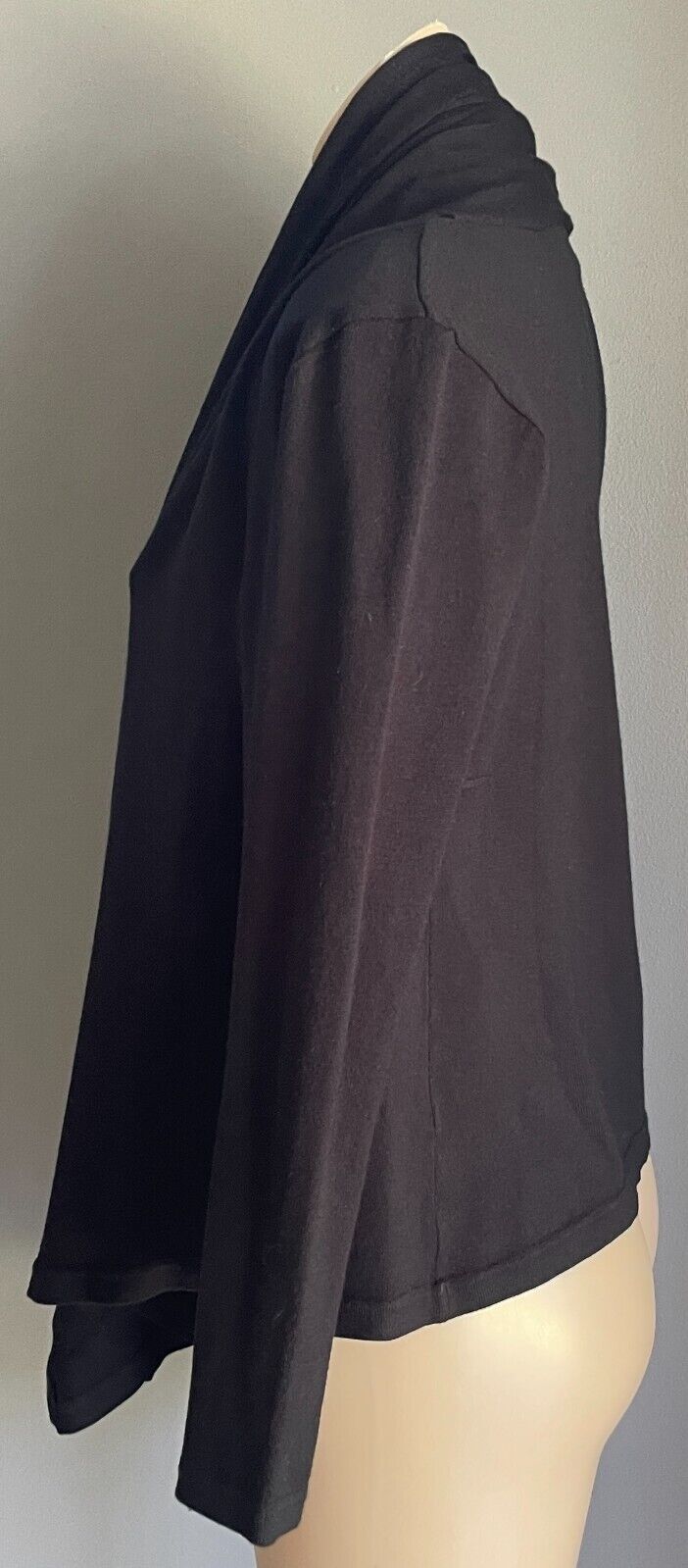 GLASSONS Black Waterfall Cardigan Knit Jacket Long Sleeve Size 10 Versatile NEW