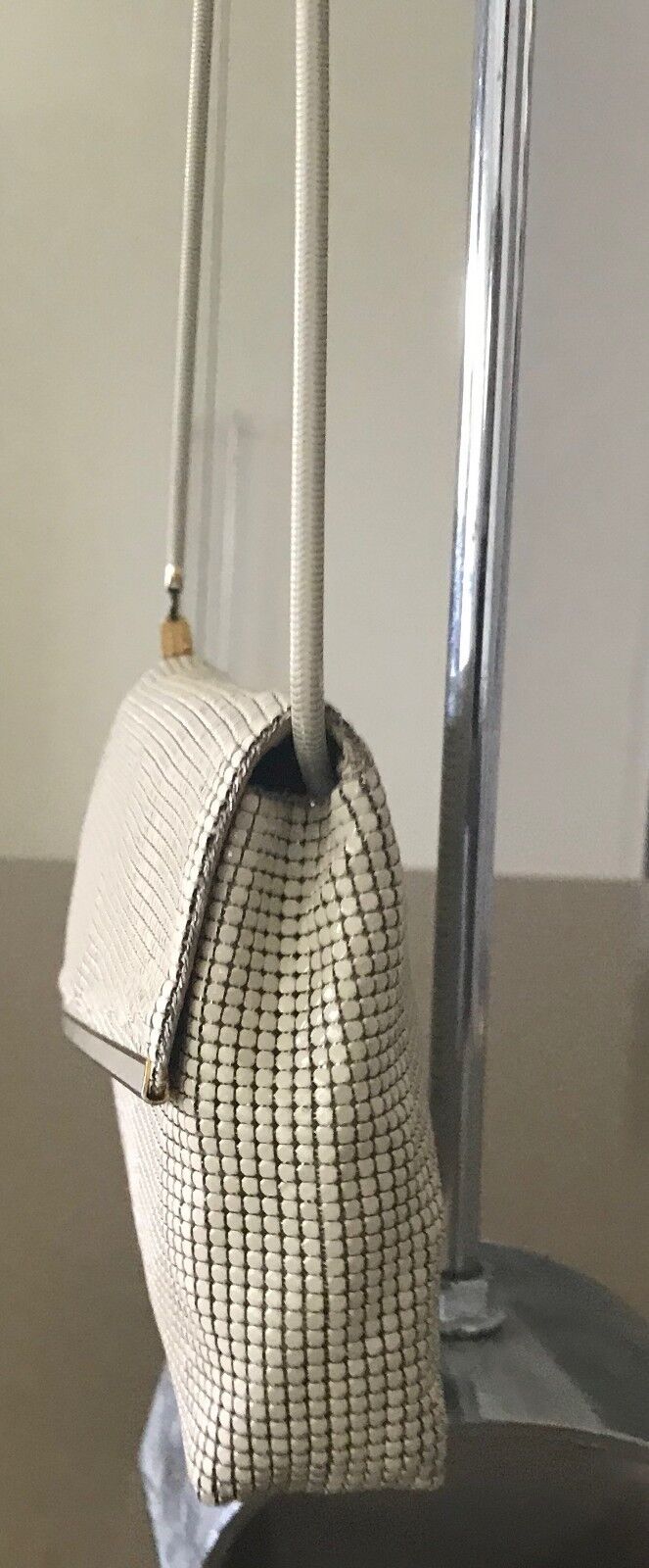 Vtg 70s GLOMESH Shoulder Bag Handbag Off White Clutch Vintage Disco Fine Quality