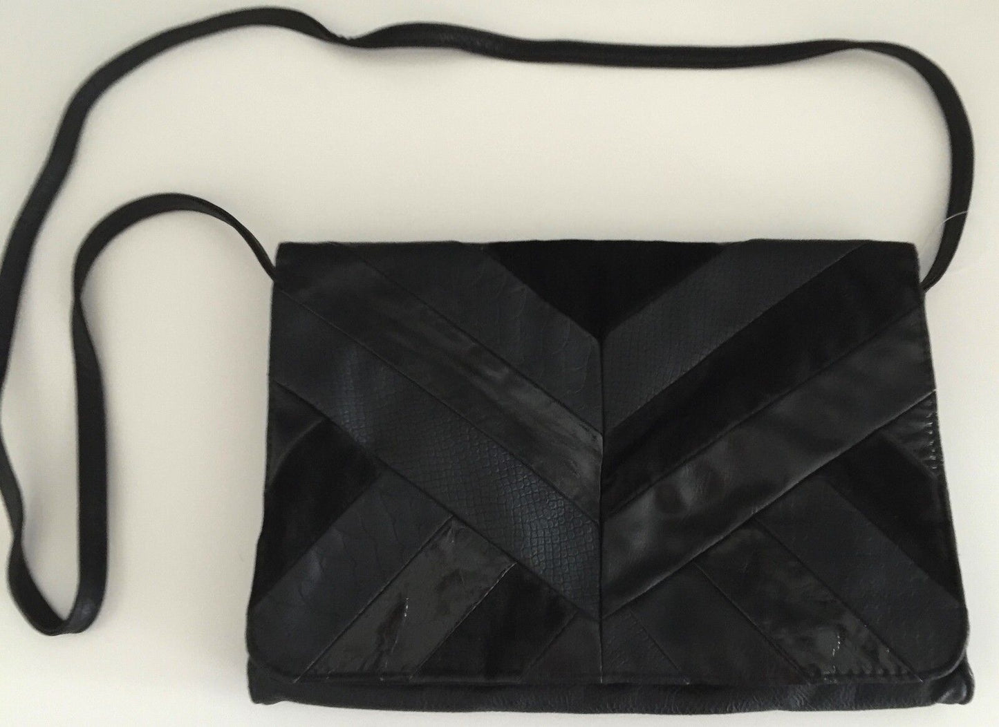 SPORTSGIRL Shoulder Bag Black Pleather Envelope Classic Retro Gem