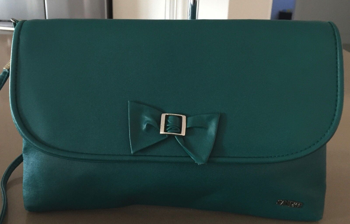 SANDLER Shoulder Bag Jade Green Handbag Pleather Envelope Clutch Bow Vintage