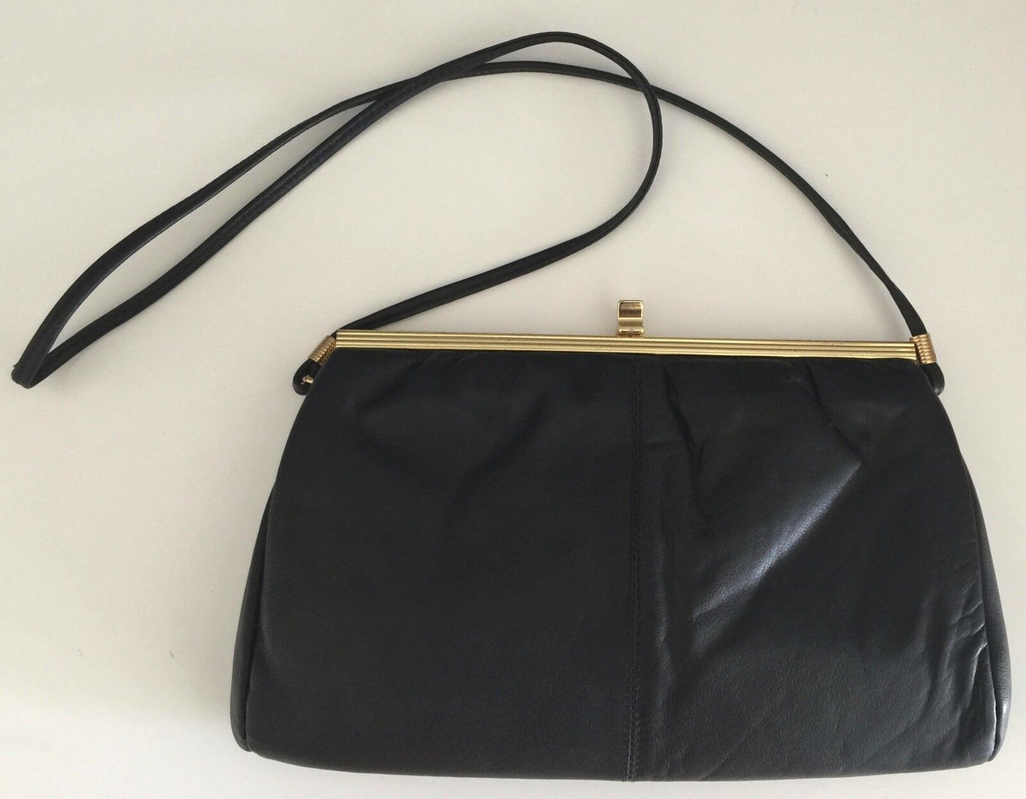 FAIGEN HANDBAGS Shoulder Bag Black Leather Frame Clutch Strap Handbag Vintage