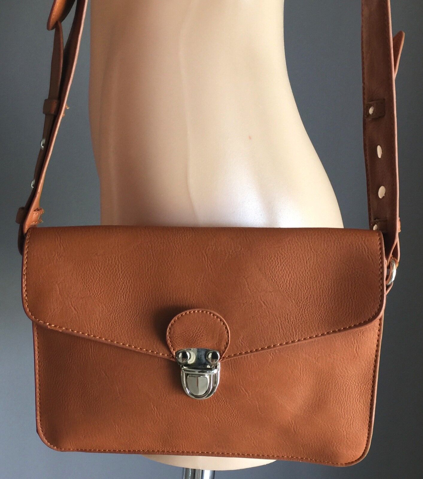 SPORTSGIRL Shoulder Bag Tan Brown Pleather Cross Body Great Condition