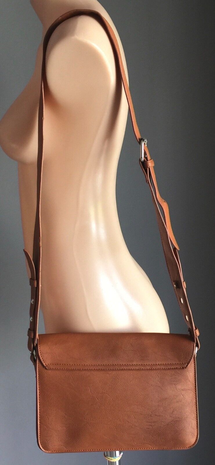 SPORTSGIRL Shoulder Bag Tan Brown Pleather Cross Body Great Condition