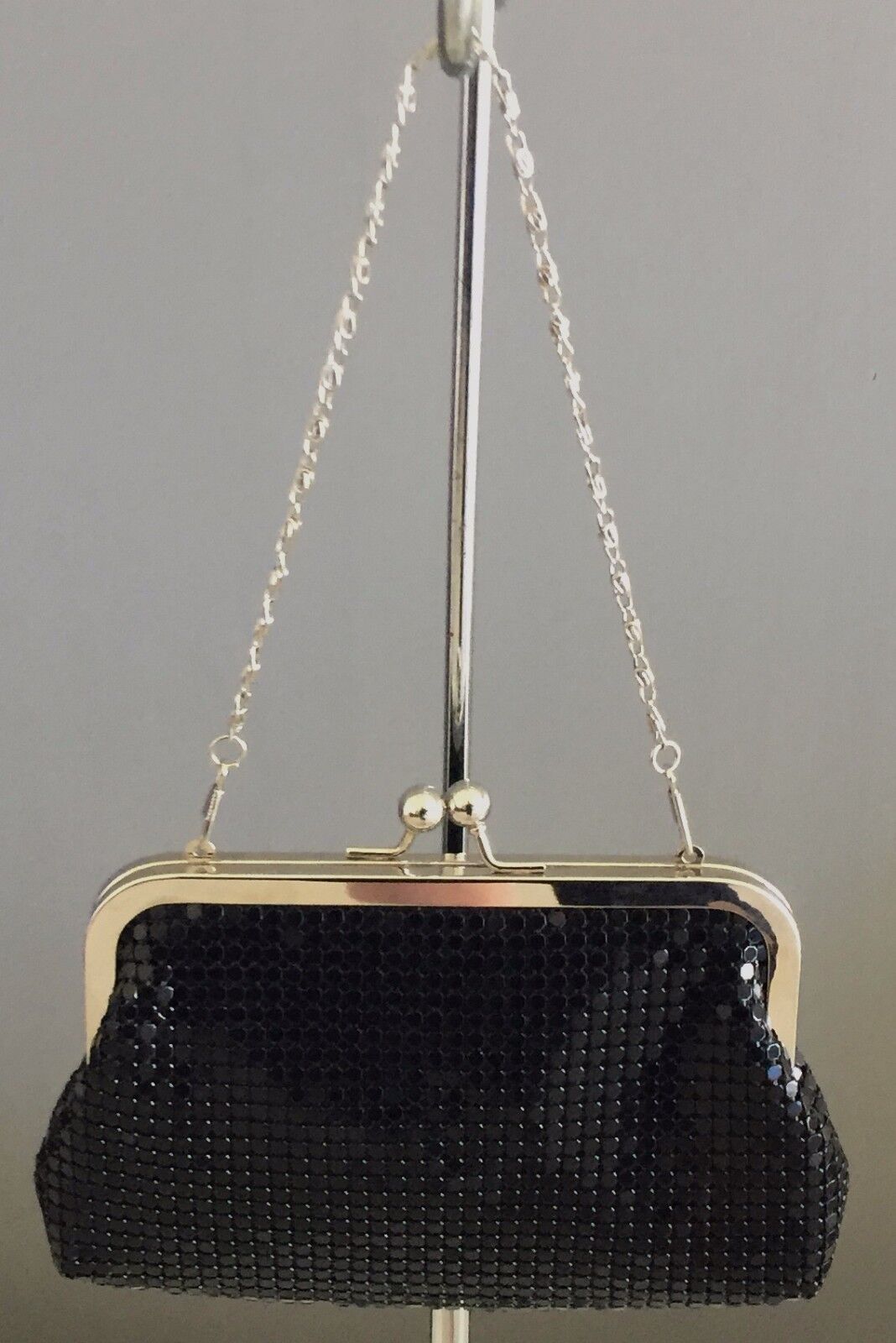 NATIO Black Aluminium Mesh Frame Clutch Hand Bag Short Chain Shoulder Strap NEW