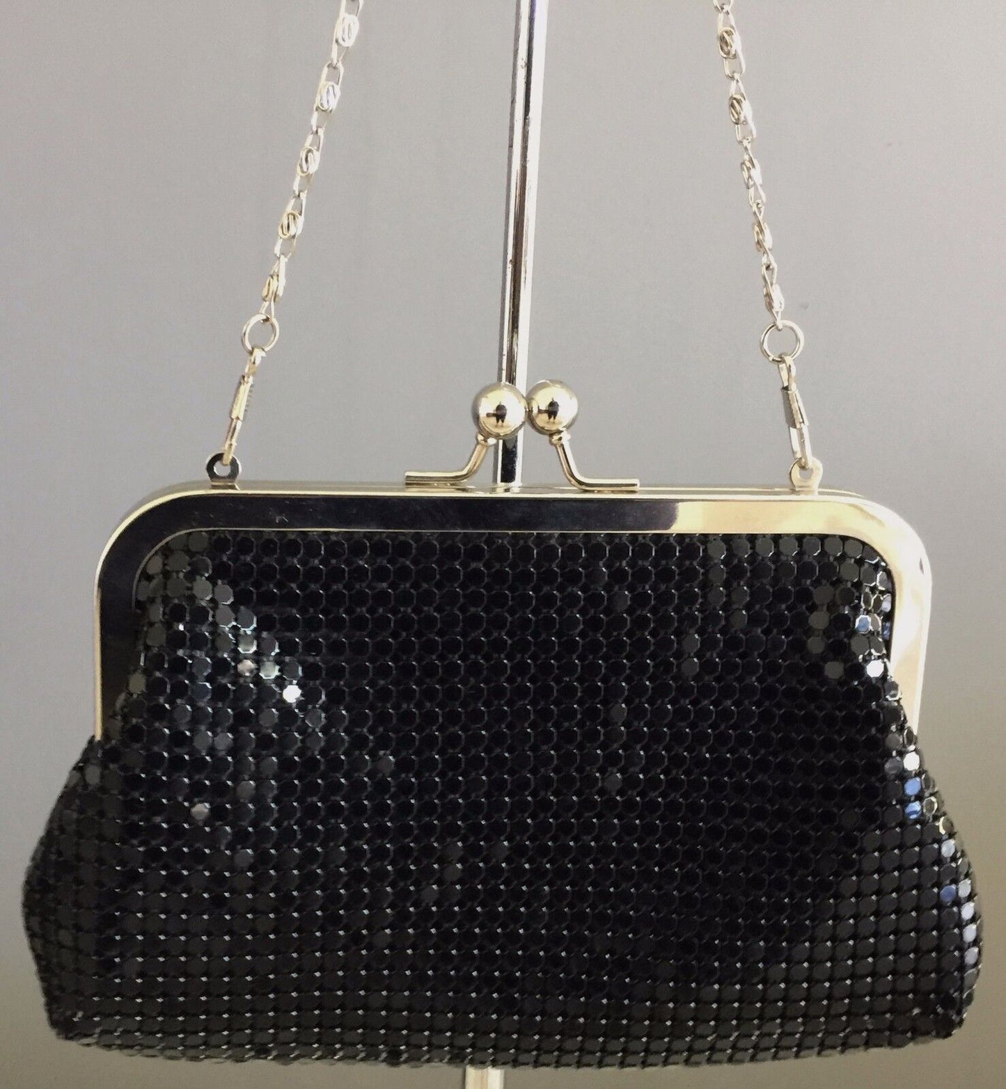 NATIO Black Aluminium Mesh Frame Clutch Hand Bag Short Chain Shoulder Strap NEW