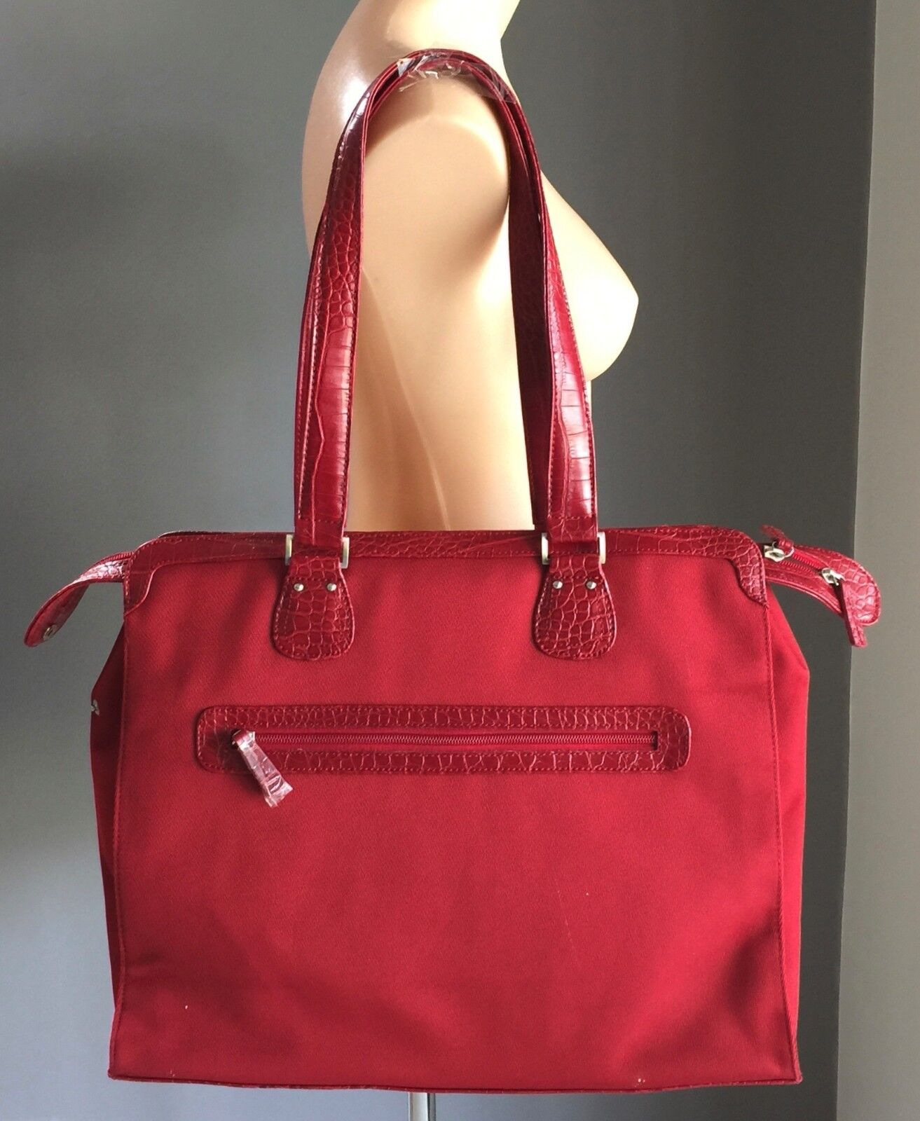TARGUS "Simone" Red Tote Briefcase Top Load Laptop Canvas Pleather Trim Bag NEW