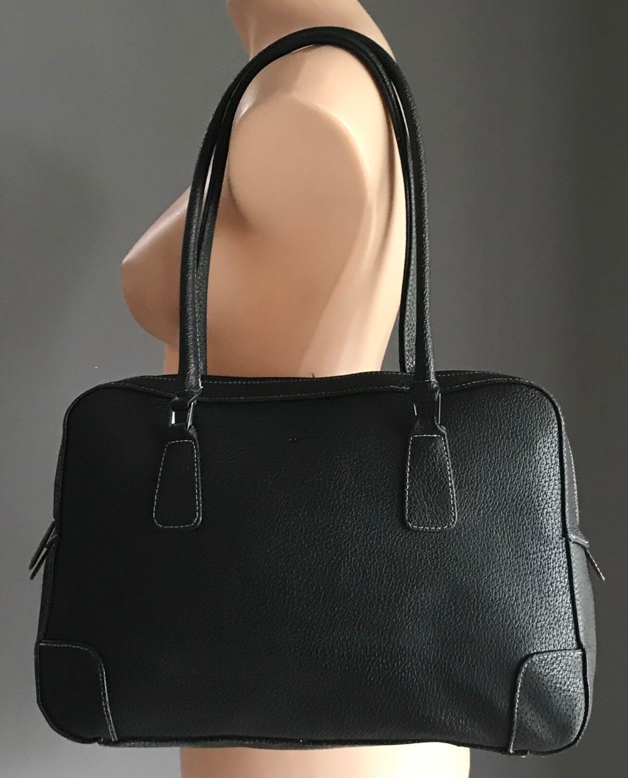 CELLINI Sport Pleather Handbag Black Grain Look Tote Handles Gorgeous
