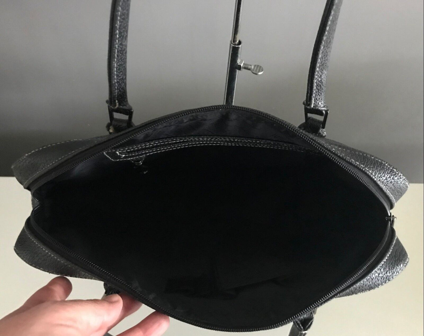 CELLINI Sport Pleather Handbag Black Grain Look Tote Handles Gorgeous