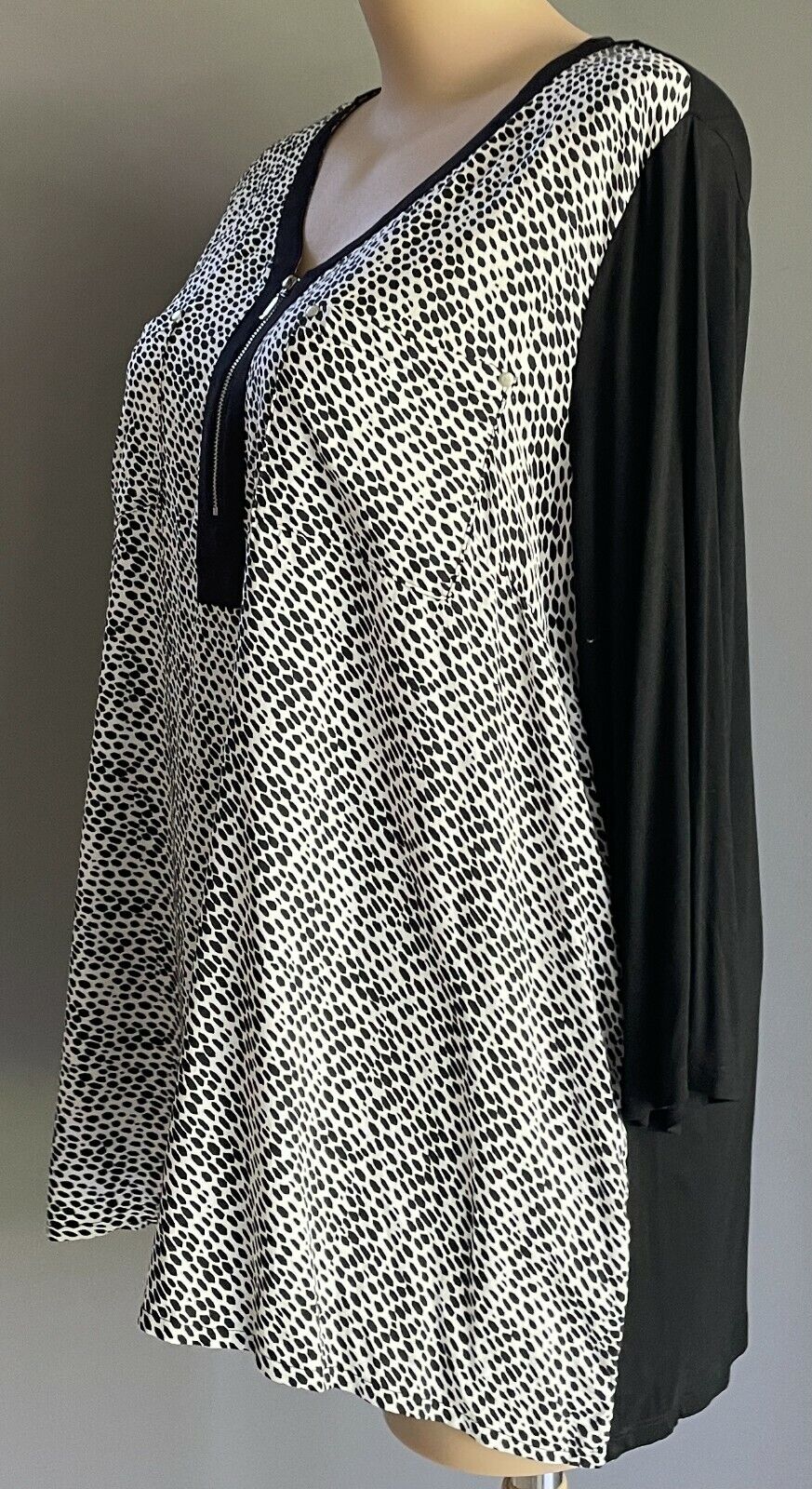 AUTOGRAPH Top 1/4 Zip Blouse White w Black Spot Print 3/4 Sleeve Plus Sz 22 NEW