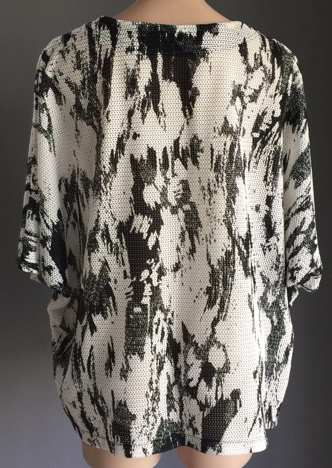 YOULIM DESIGN Australia Kimono Top White & Black Blouse Plus Size 20 22 NEW