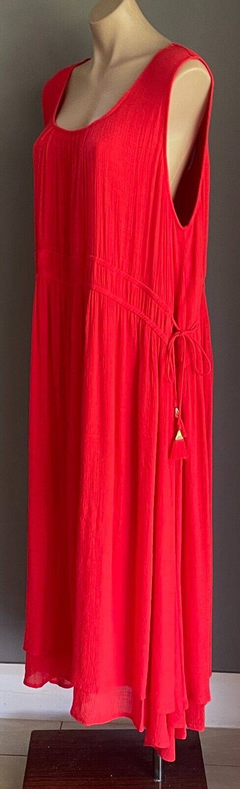VIRTUELLE TAKING SHAPE TS Sun Blazing Midi Dress Orange Africa Calling Sz 20 NEW