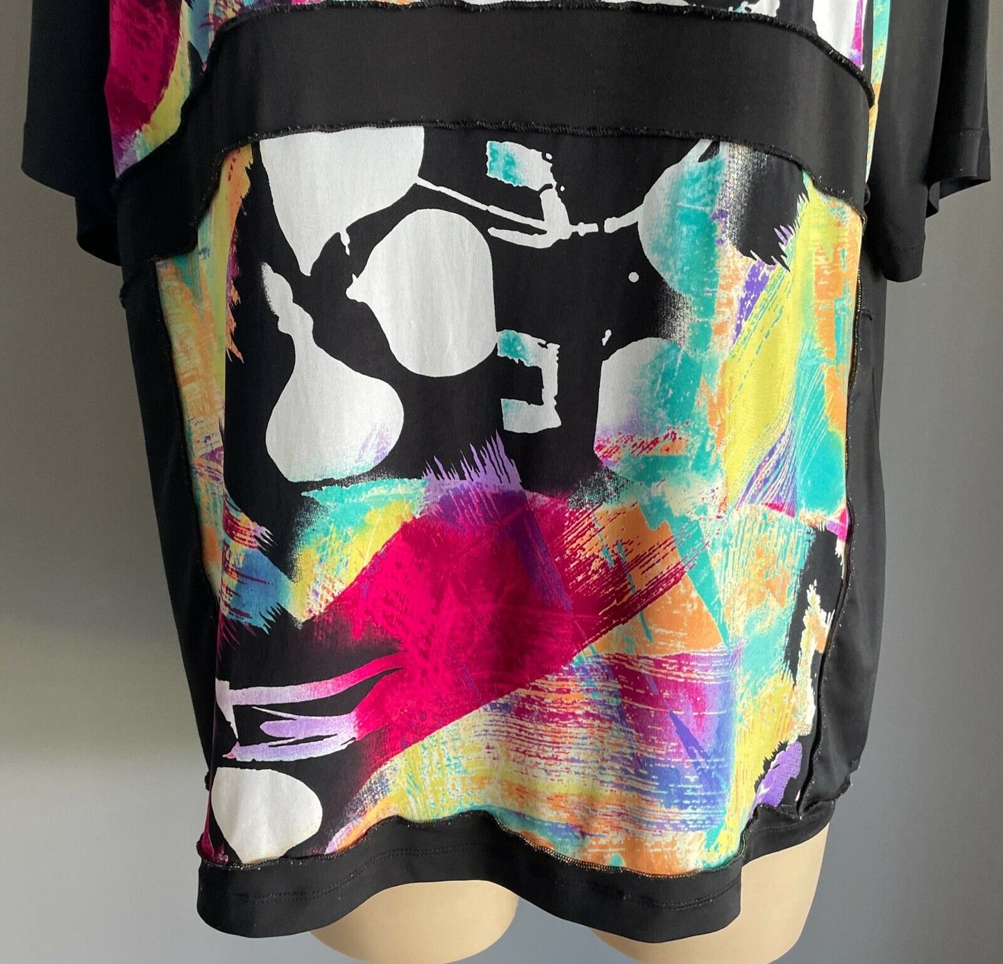 TAKING SHAPE TS Top Button Trim Black & Colour Abstract Short Sleeve Plus Size L