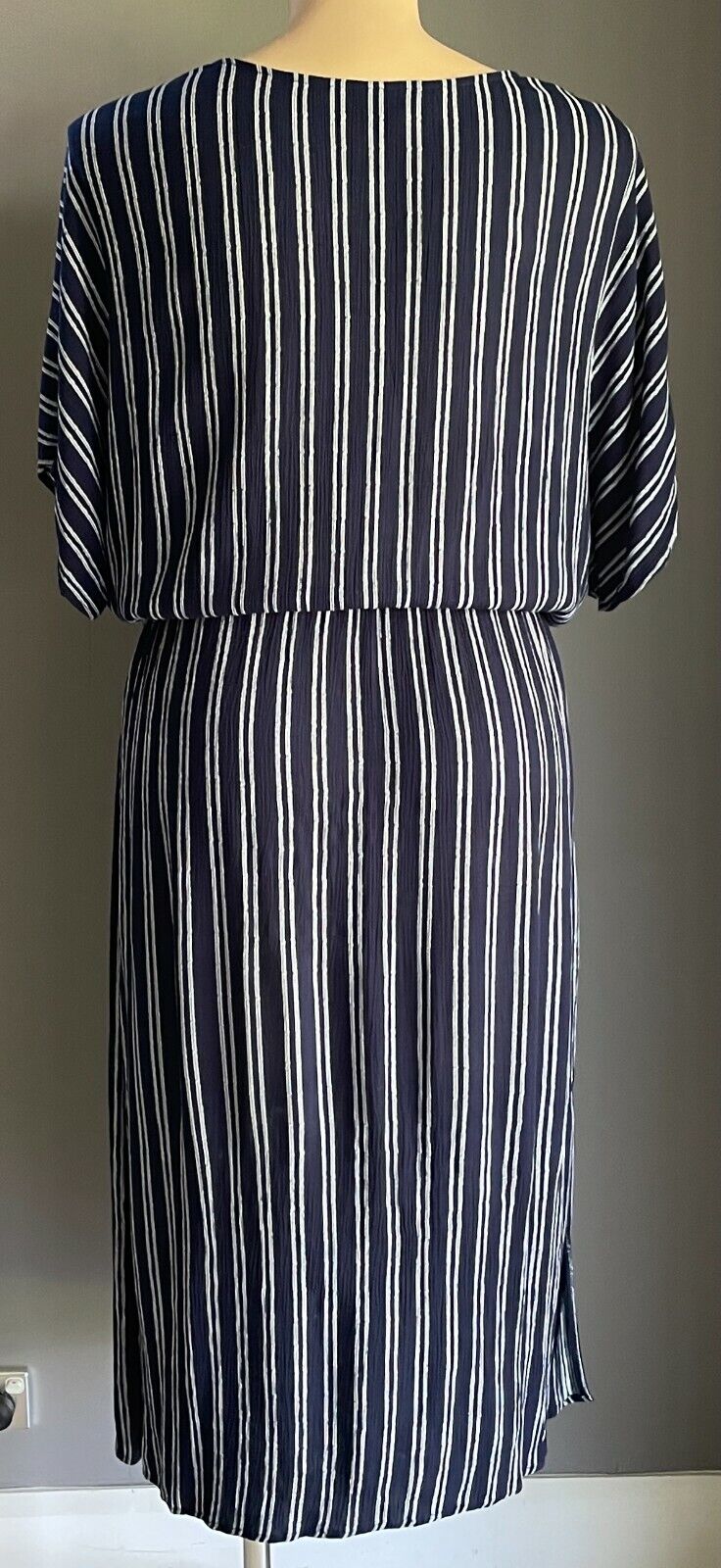 AUTOGRAPH Dress Midi Navy & White Stripe Short Sleeve Wrap Elastic Waist Size 16