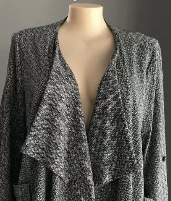 AUTOGRAPH Jacket Drape Open Grey & Black Herringbone Fabric Long Sleeve Size 16