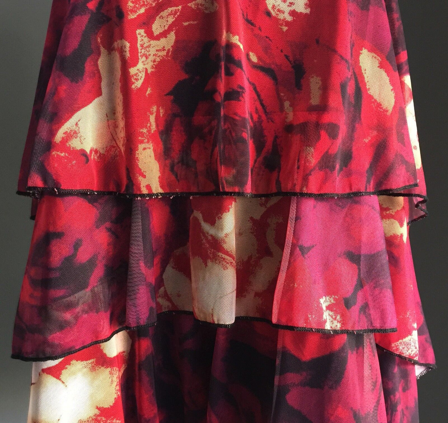 AUTOGRAPH Top Tier Layer Sleeveless Multi Coloured shoulder Straps Plus Size 18