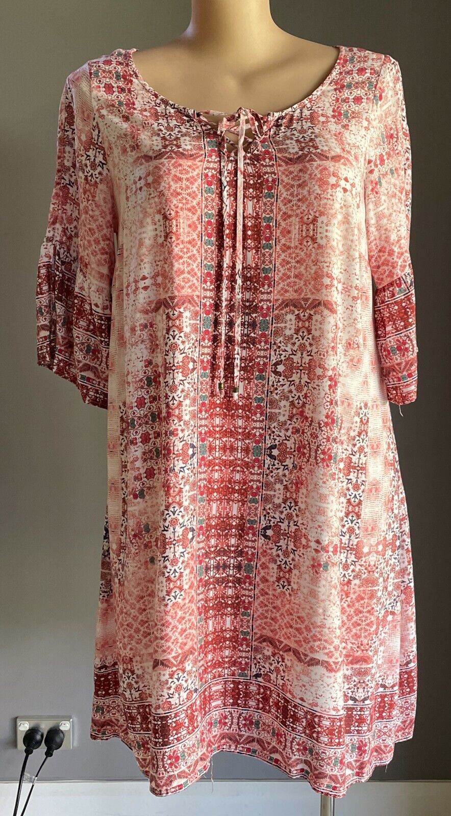 AUTOGRAPH Dress A-Line Rust Coral Pink Green White Print 3/4 Bell Sleeve Size 14