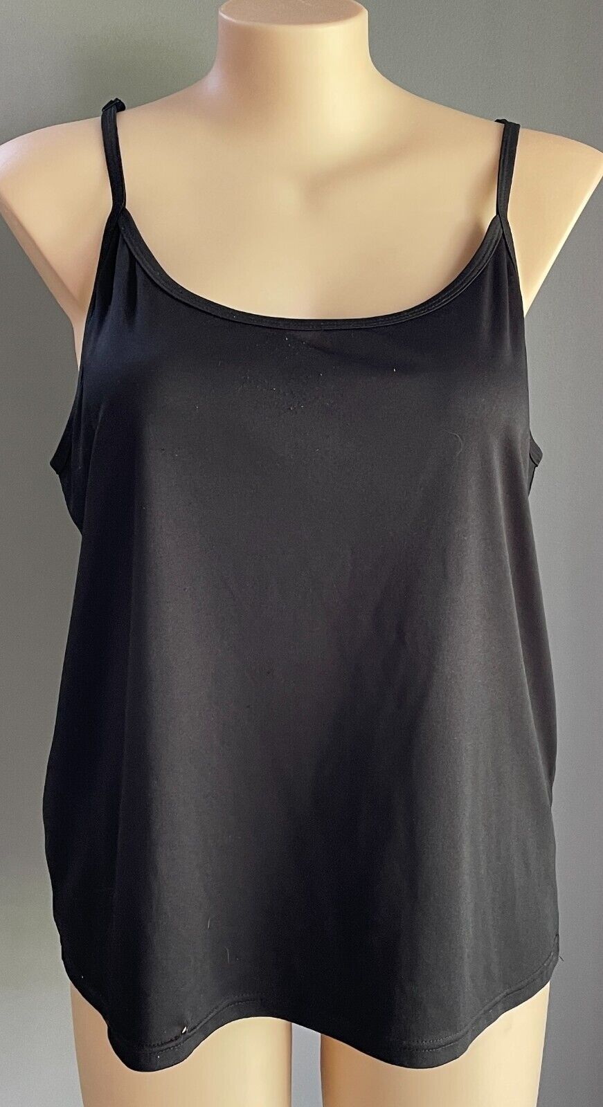 AUTOGRAPH Top Black Sleeveless Cami Plus Siz 24 Adjustable Shoulder Straps *hole
