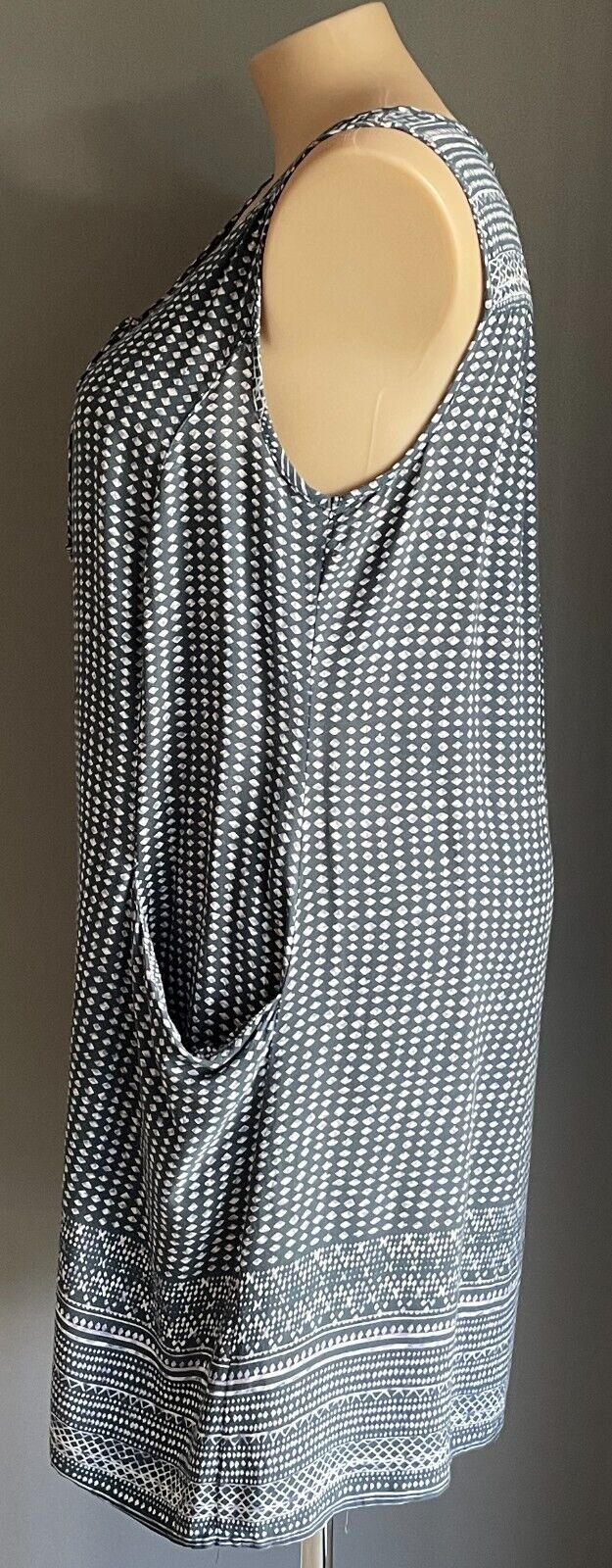 AUTOGRAPH Dress Summer Shift Blue White Print Sleeveless Light Plus Size 16 NEW
