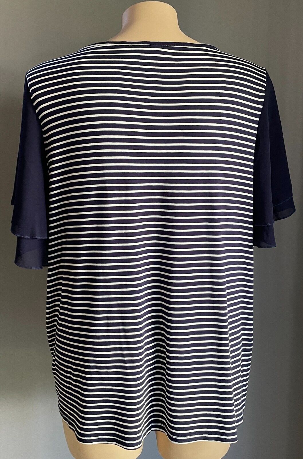 AUTOGRAPH Top Blue White Stripe T-Shirt Short Chiffon Flutter Sleeve Size 24 NEW