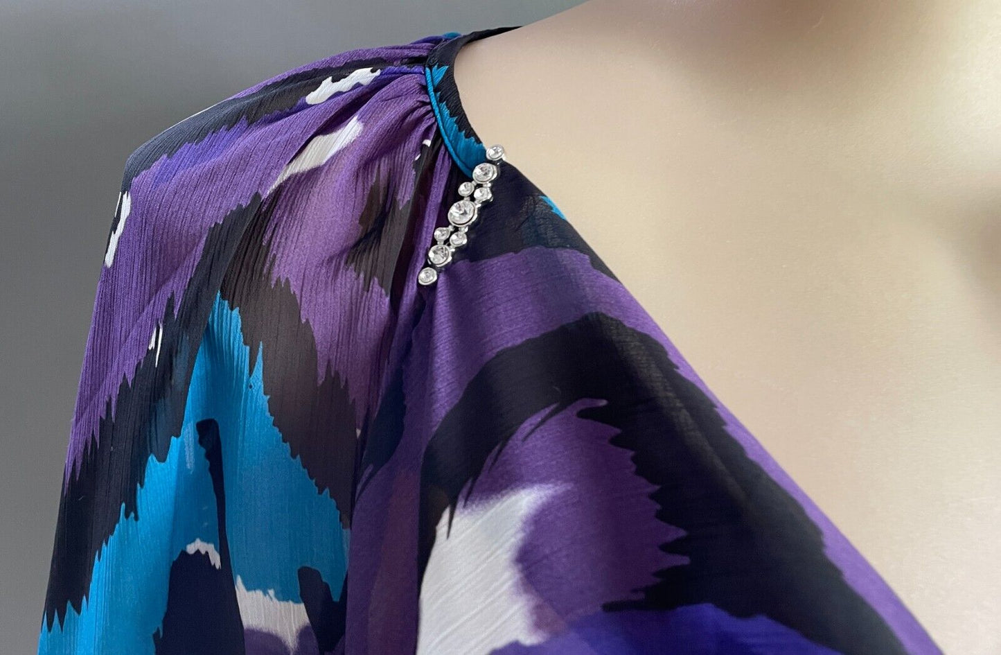 AUTOGRAPH Top Semi Sheer Purple Blue Black White Brooch Cowl Neck Blouse Size 24