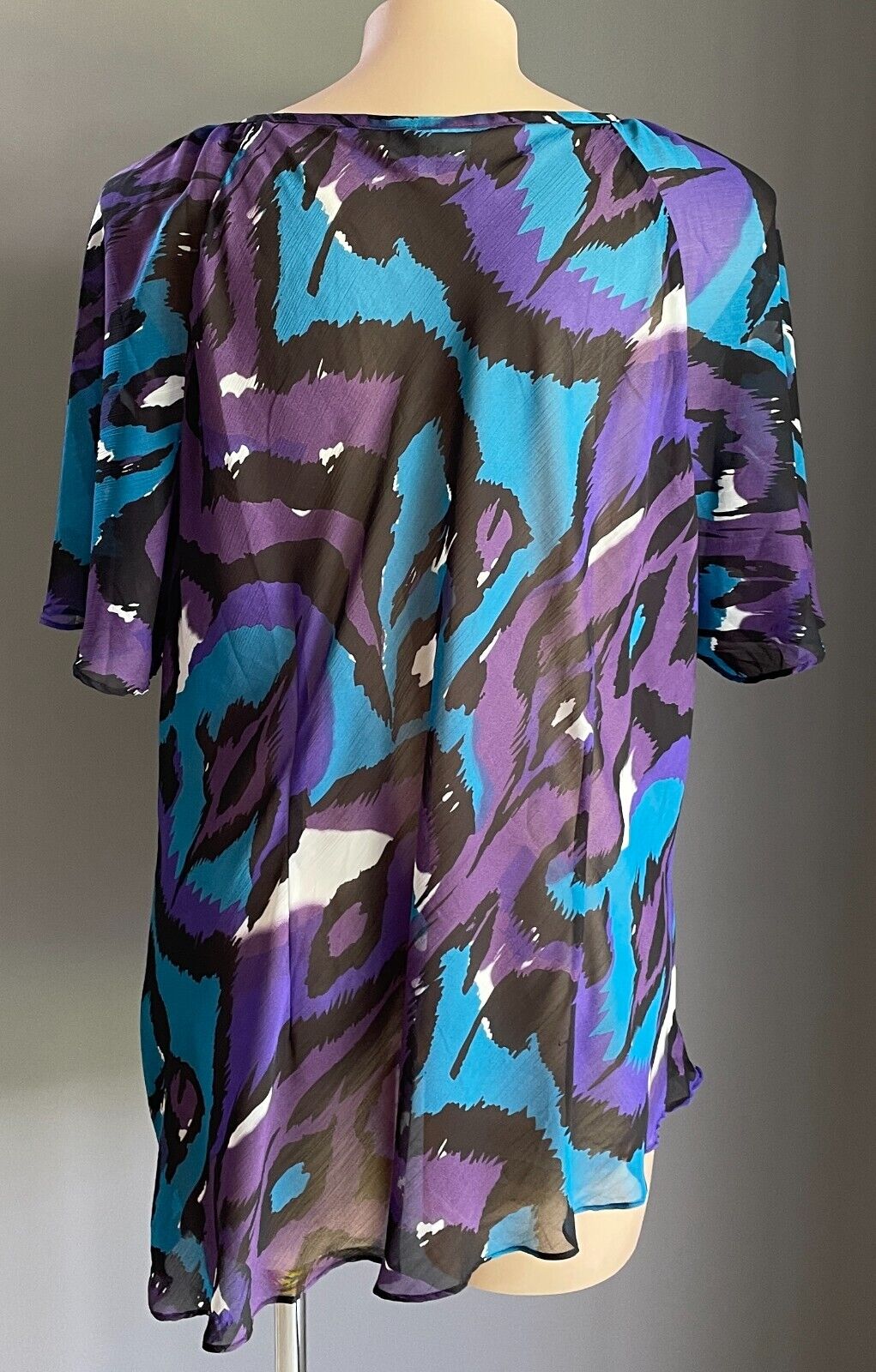 AUTOGRAPH Top Semi Sheer Purple Blue Black White Brooch Cowl Neck Blouse Size 24