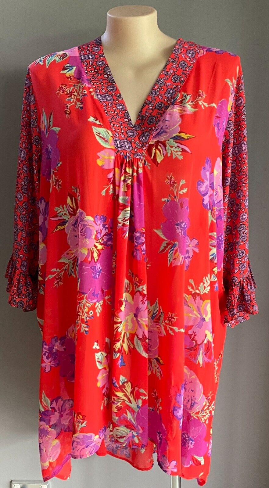 SARA Hi Low Top Bright Orange Floral Print 3/4 Ruffle Sleeve Blouse Plus Size 24