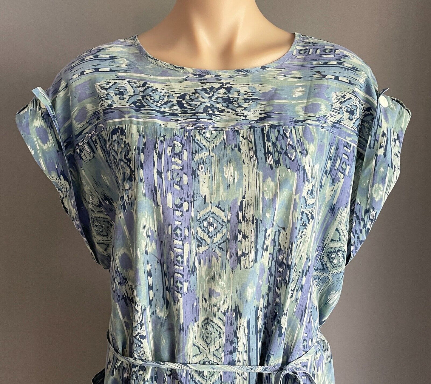 1970s Dress Blue Green White Cuffed Sleeve Size 16 Lightweight Pockets Waist Tie