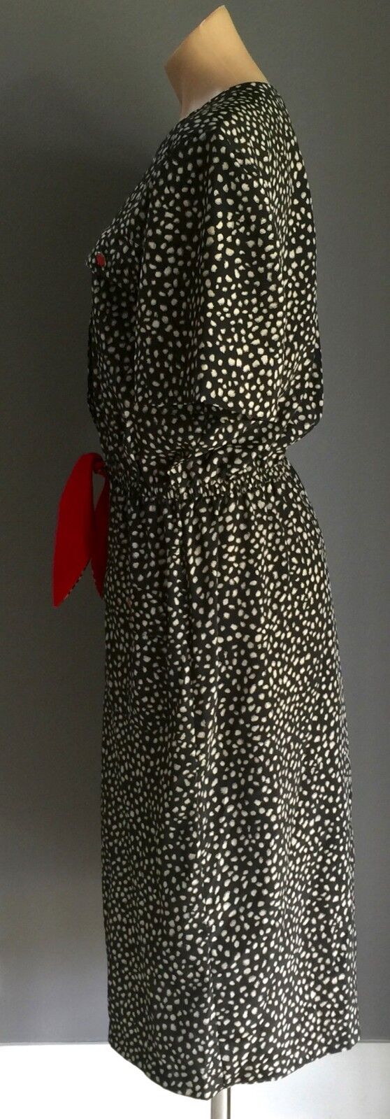 NONI B Dress Elastic Waist Black & Beige Spot Size 16 Red Accents Vintage