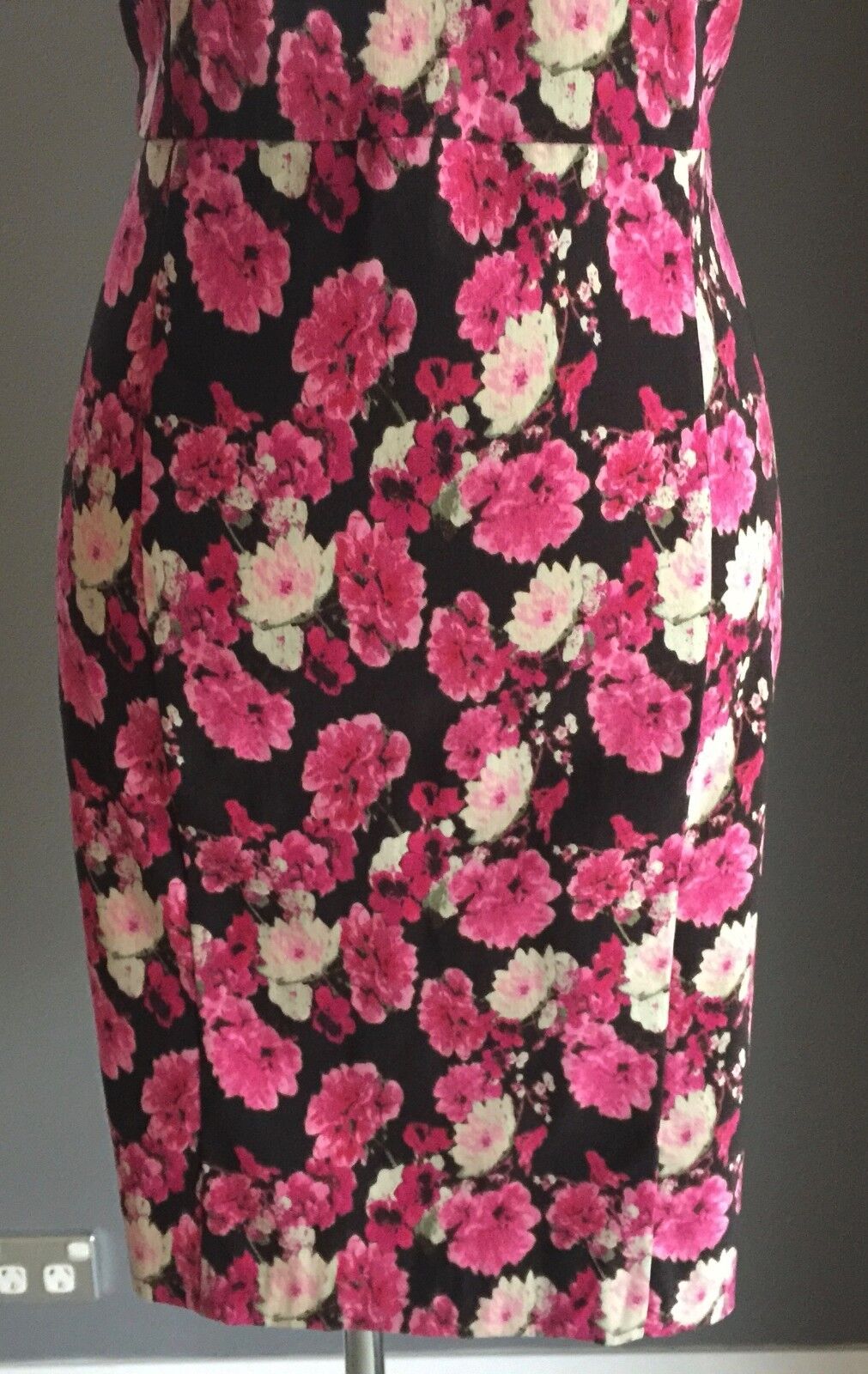 MISS SELFRIDGE Wiggle Dress Black Floral Stretch Ladies Size 16 1950's Vibe NEW